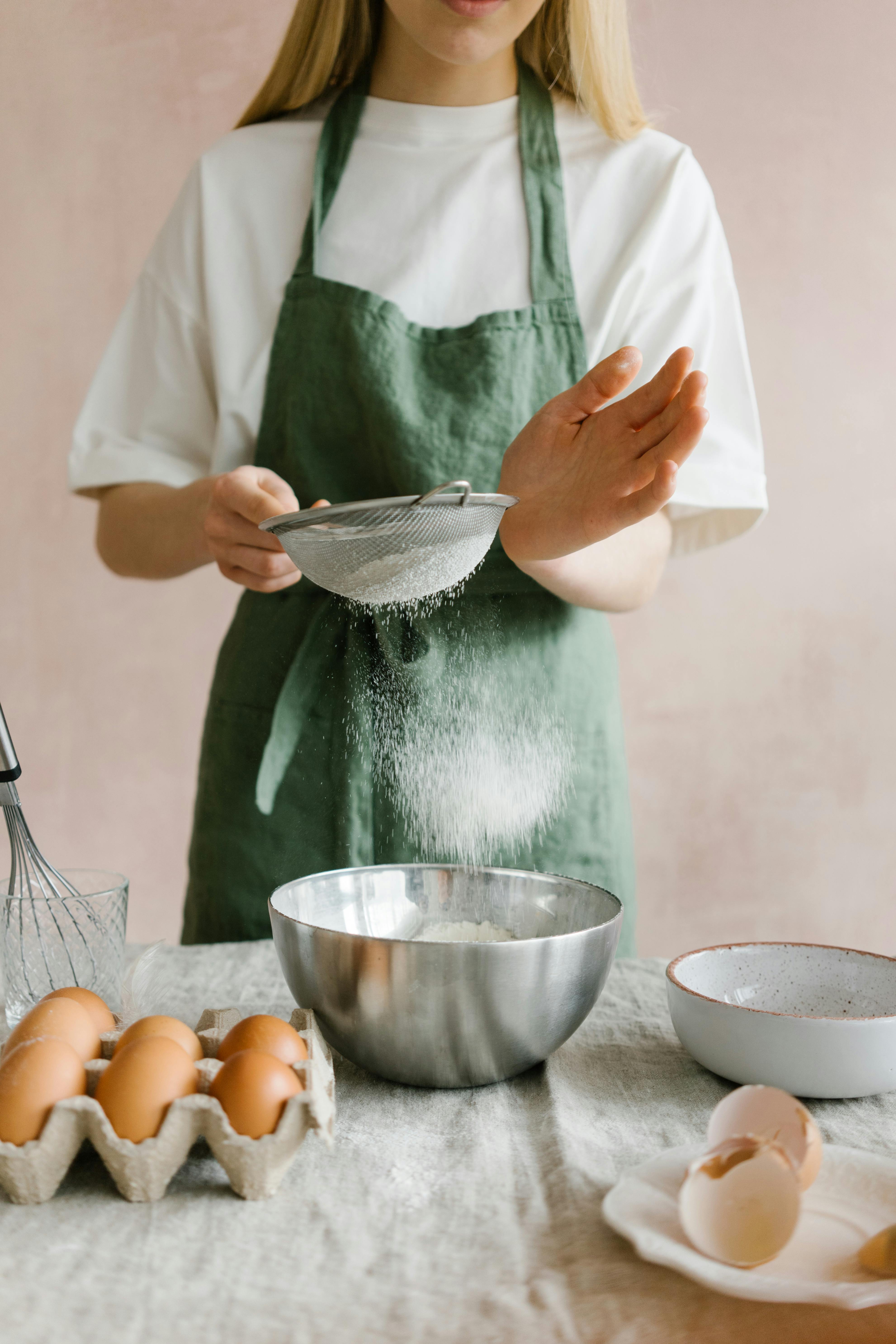 Frau beim Kochen | Quelle: Pexels