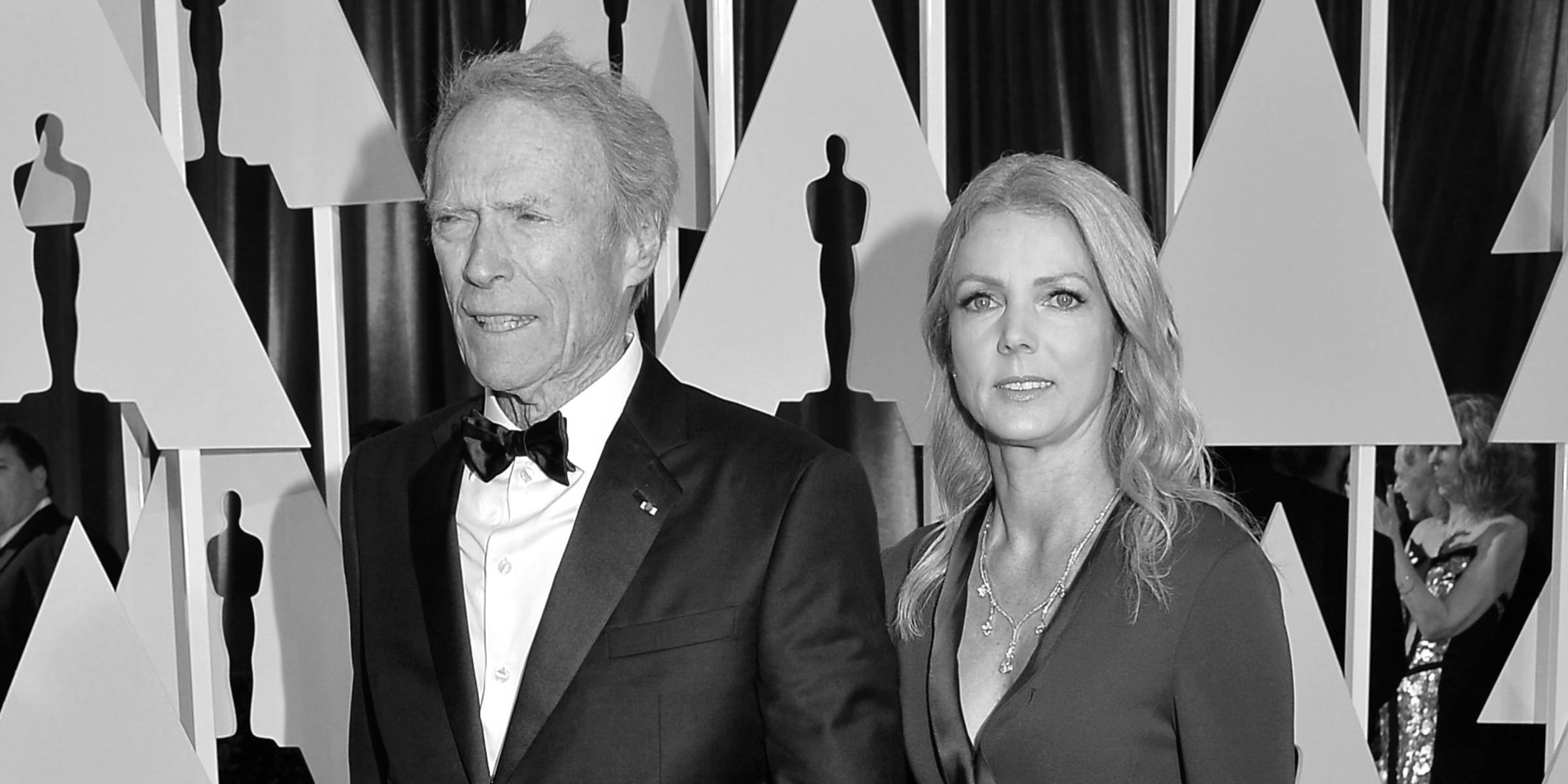 Clint Eastwood und Christina Sandera | Quelle: Getty Images