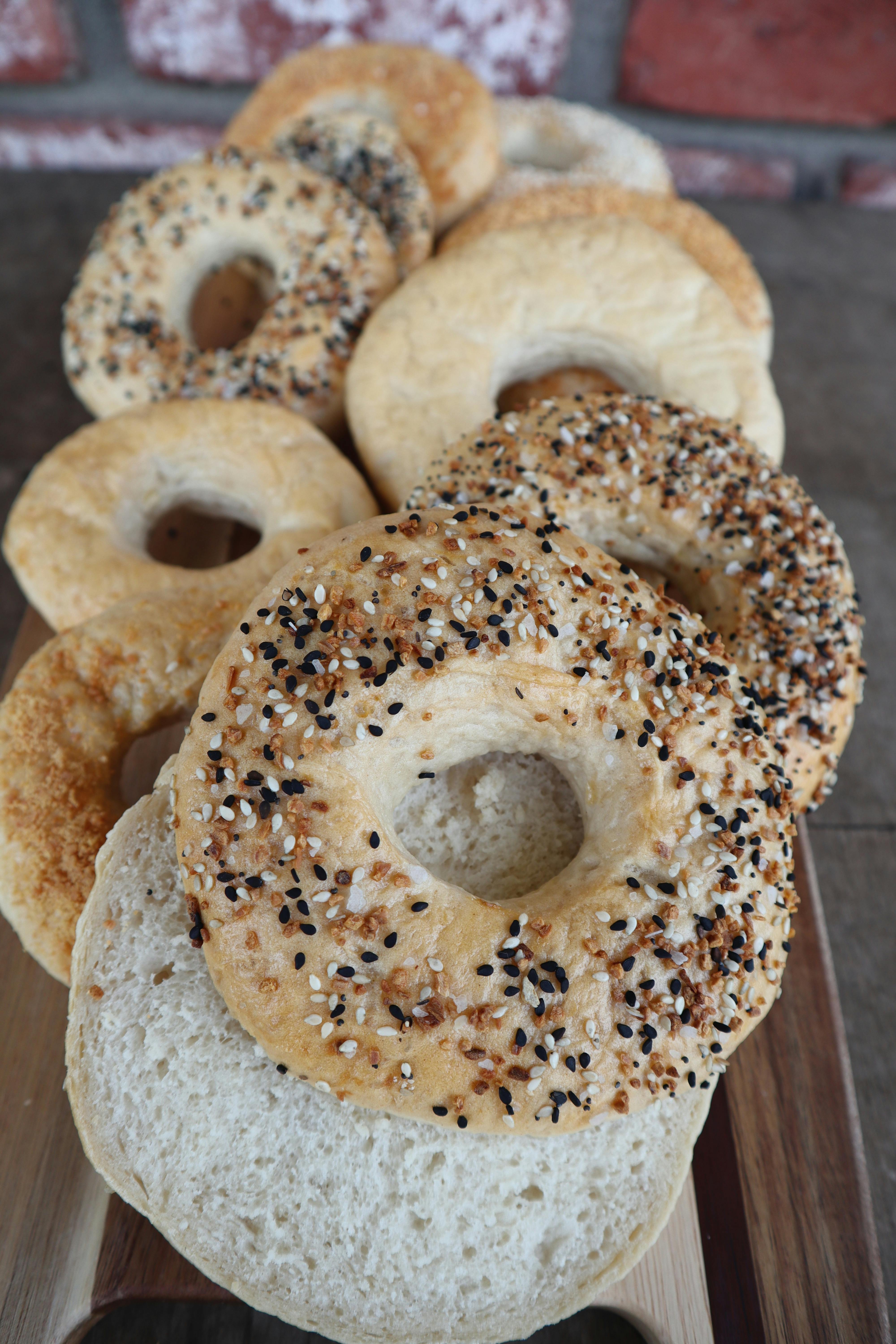 Eine Nahaufnahme von Bagels | Quelle: Pexels