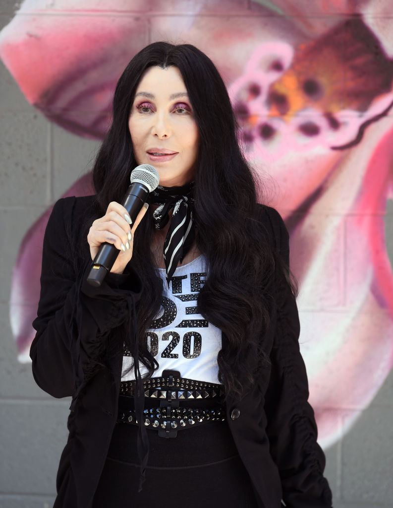 Cher besucht eine Pride-Brunch-Veranstaltung in Las Vegas am 24. Oktober 2020 | Quelle: Getty Images