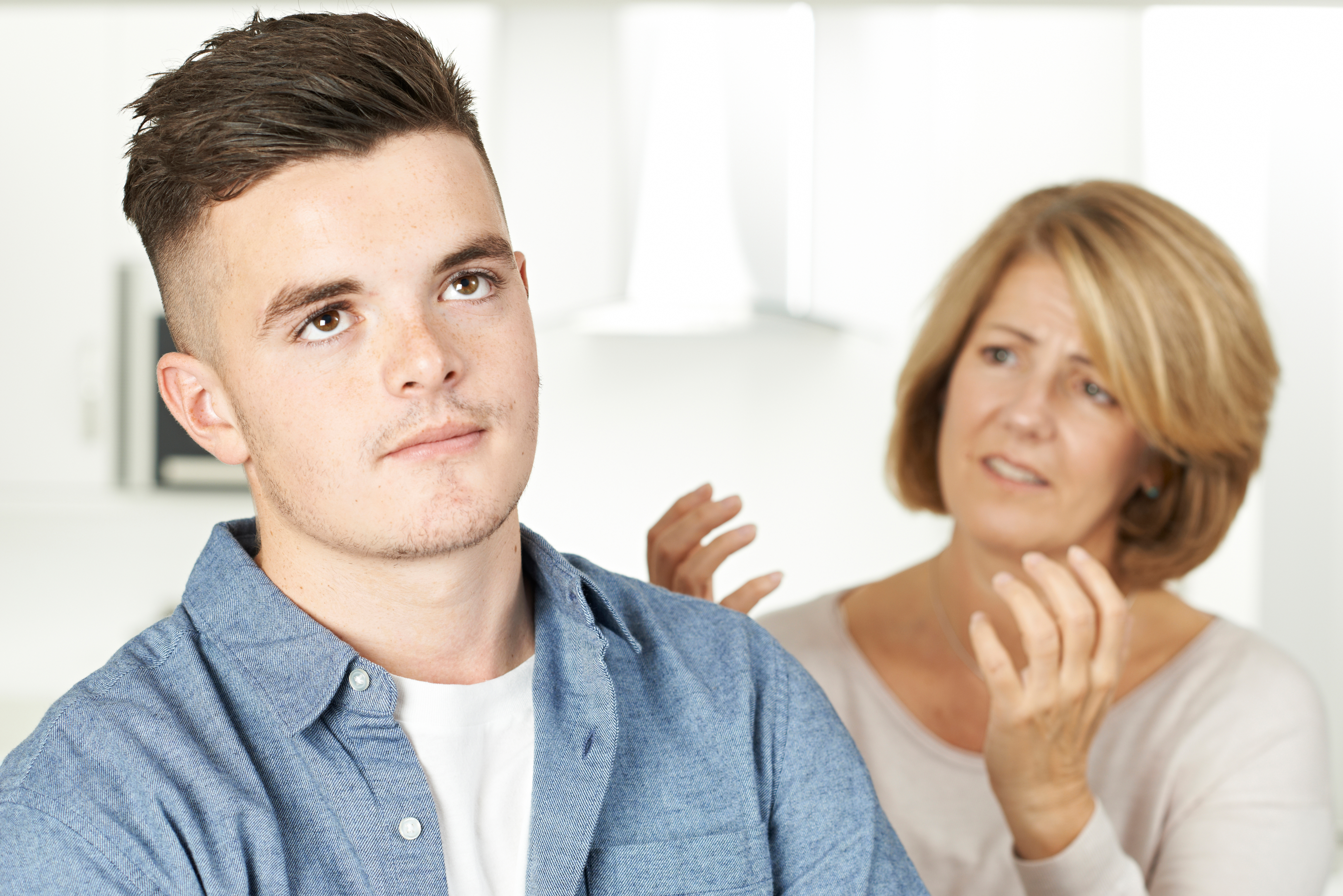 Teenager und Mutter streiten sich | Quelle: Shutterstock