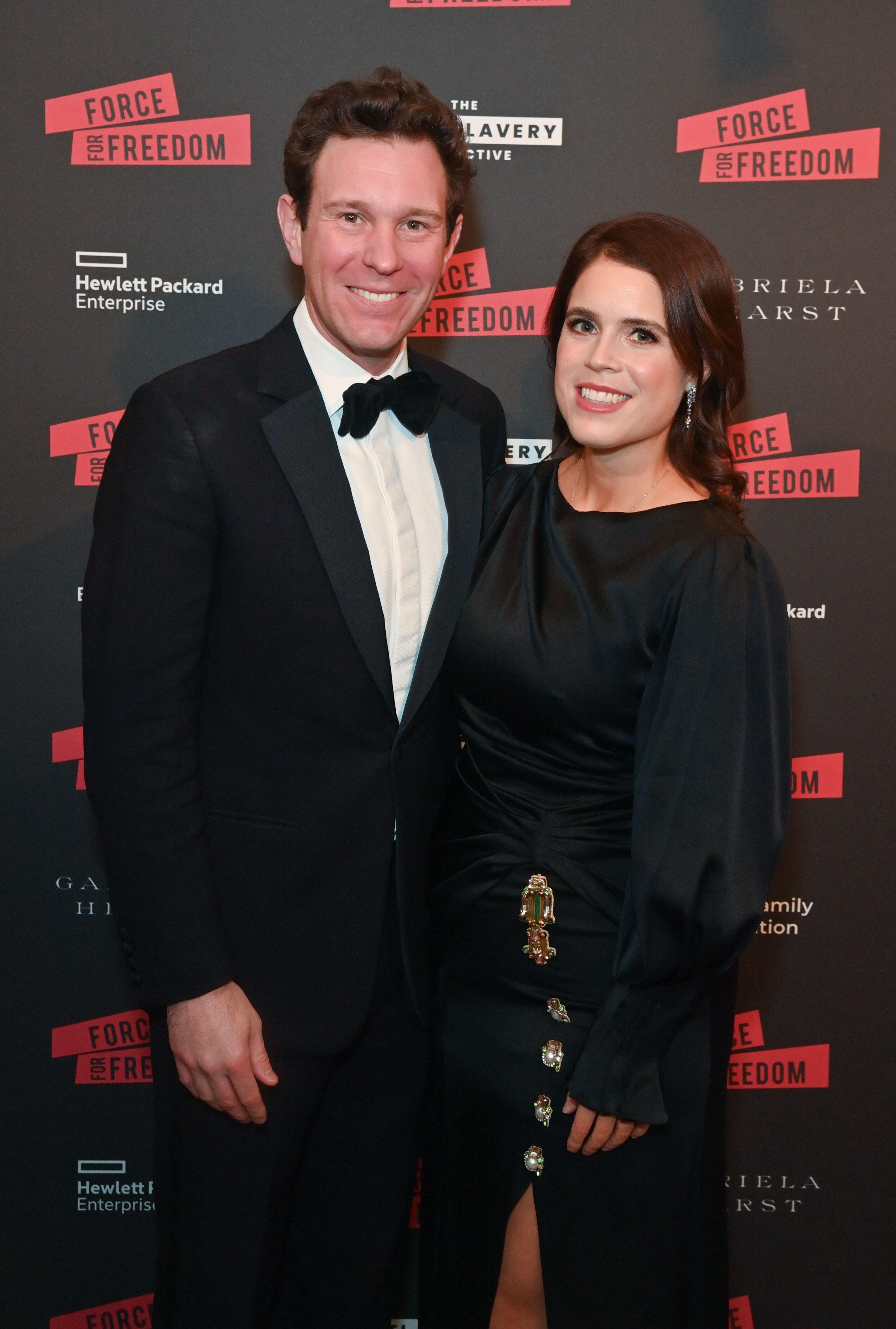 Jack Brooksbank und Prinzessin Eugenie bei der ersten Wintergala von The Anti Slavery Collective in London, England am 29. November 2023 | Quelle: Getty Images