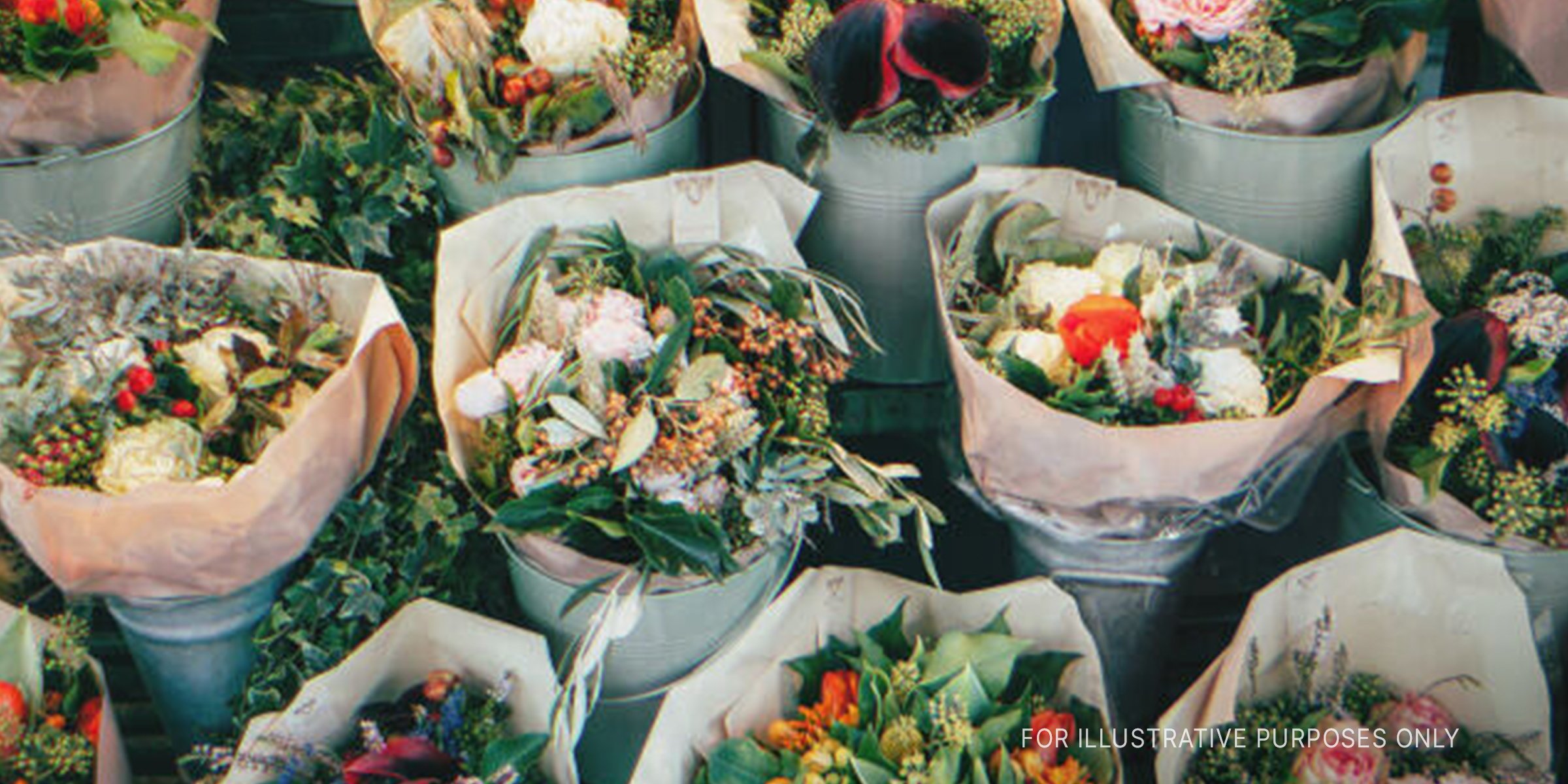 Mehrere Blumensträuße. | Quelle: Shutterstock