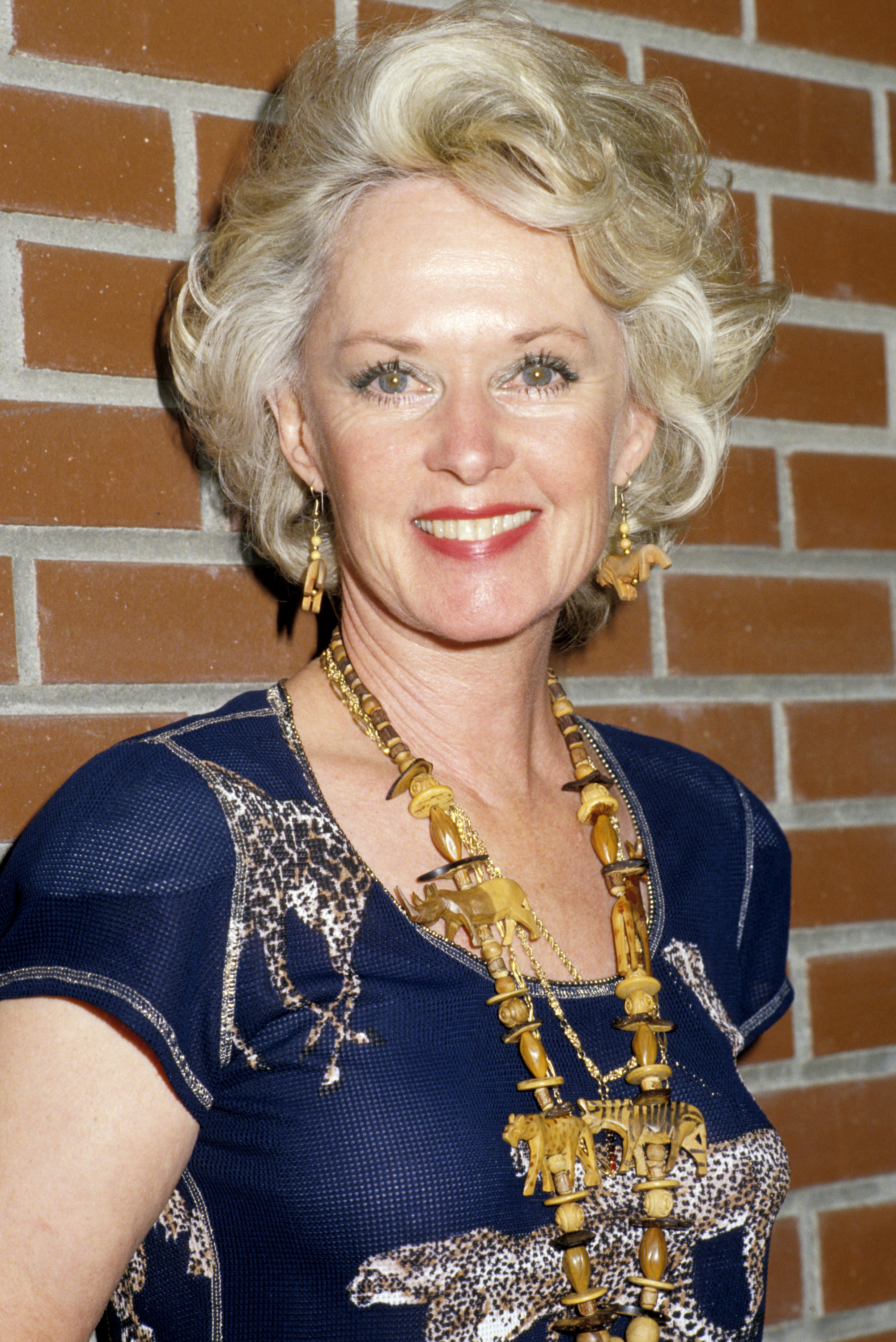 Tippi Hedren wird am 30. August 1987 auf der Burbank Ranch in Burbank, Kalifornien, gesichtet. | Quelle: Getty Images