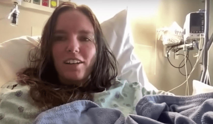 Lindsay Bull während eines Interviews in ihrem Krankenhausbett. | Quelle: YouTube/Fox 13 News Utah