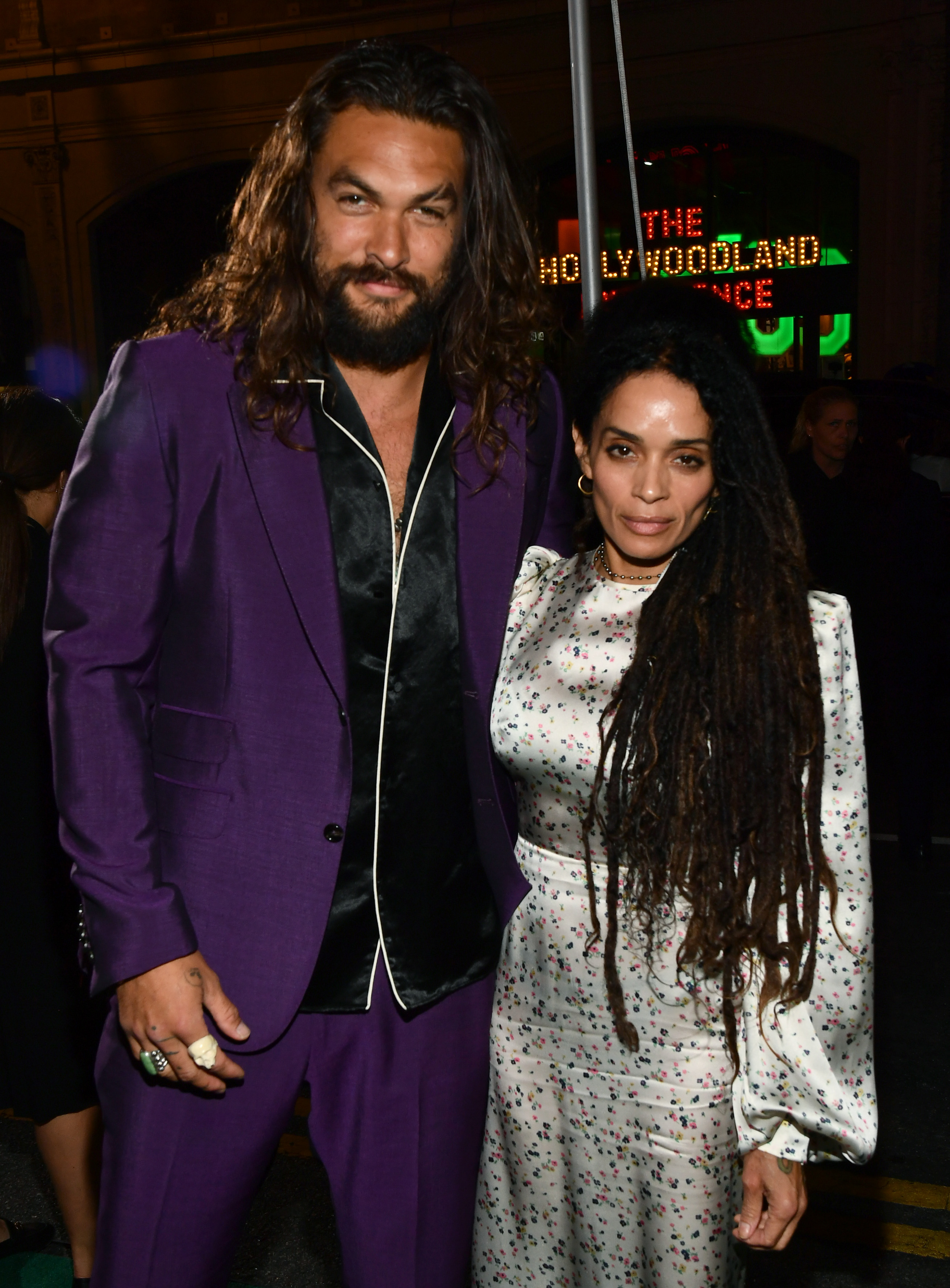 Jason Momoa und Lisa Bonet bei der Filmpremiere von "Joker", 2019 | Quelle: Getty Images