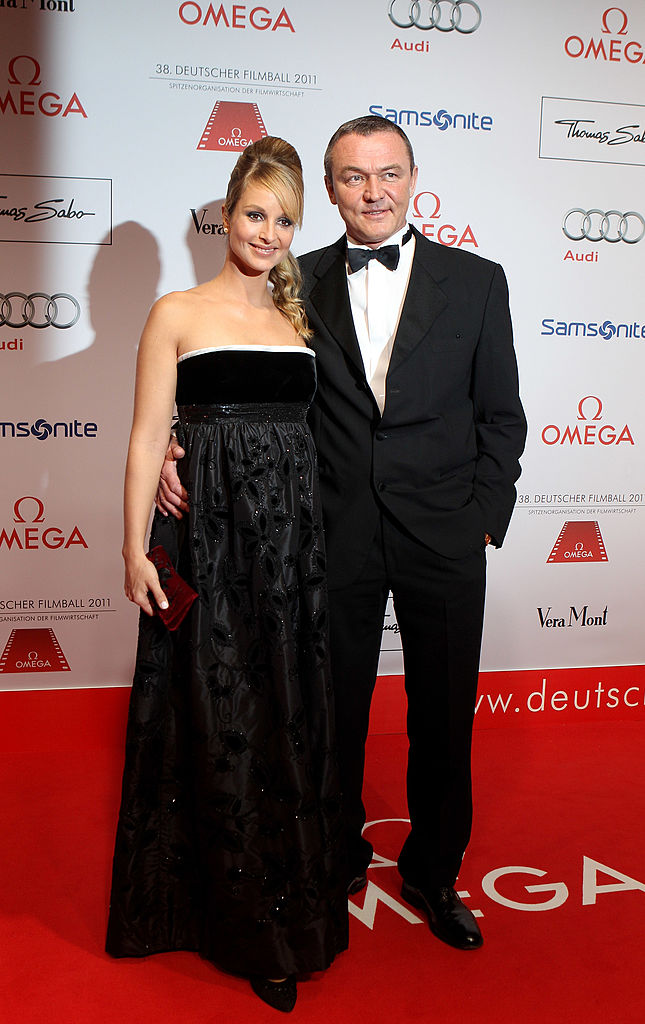Germany. | Source: Getty Images  14:05 Lara Joy Koerner und ihr Freund Heiner Pollert bei der Ankunft zum Deutschen Filmball 2011 im Hotel Bayerischer Hof am 15. Januar 2011 in München, Deutschland. | Quelle: Getty Images