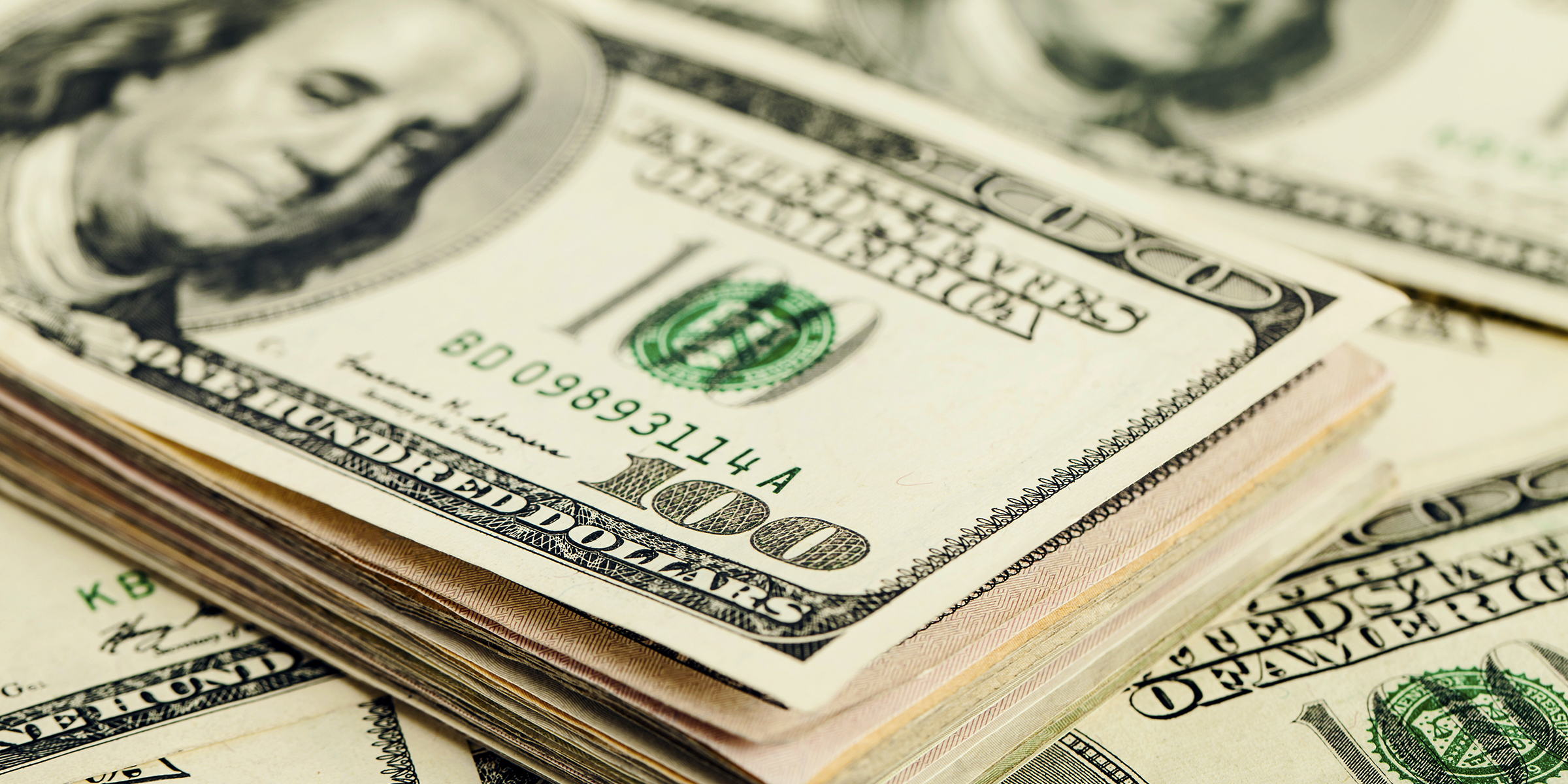 Ein Haufen Geld | Quelle: Shutterstock