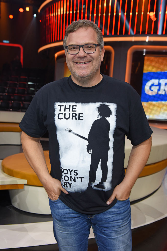 Der deutsche Moderator Elton während der Fernsehsendung „Klein gegen Groß“ am 8. Juli 2018 in Berlin. | Quelle: Getty Images