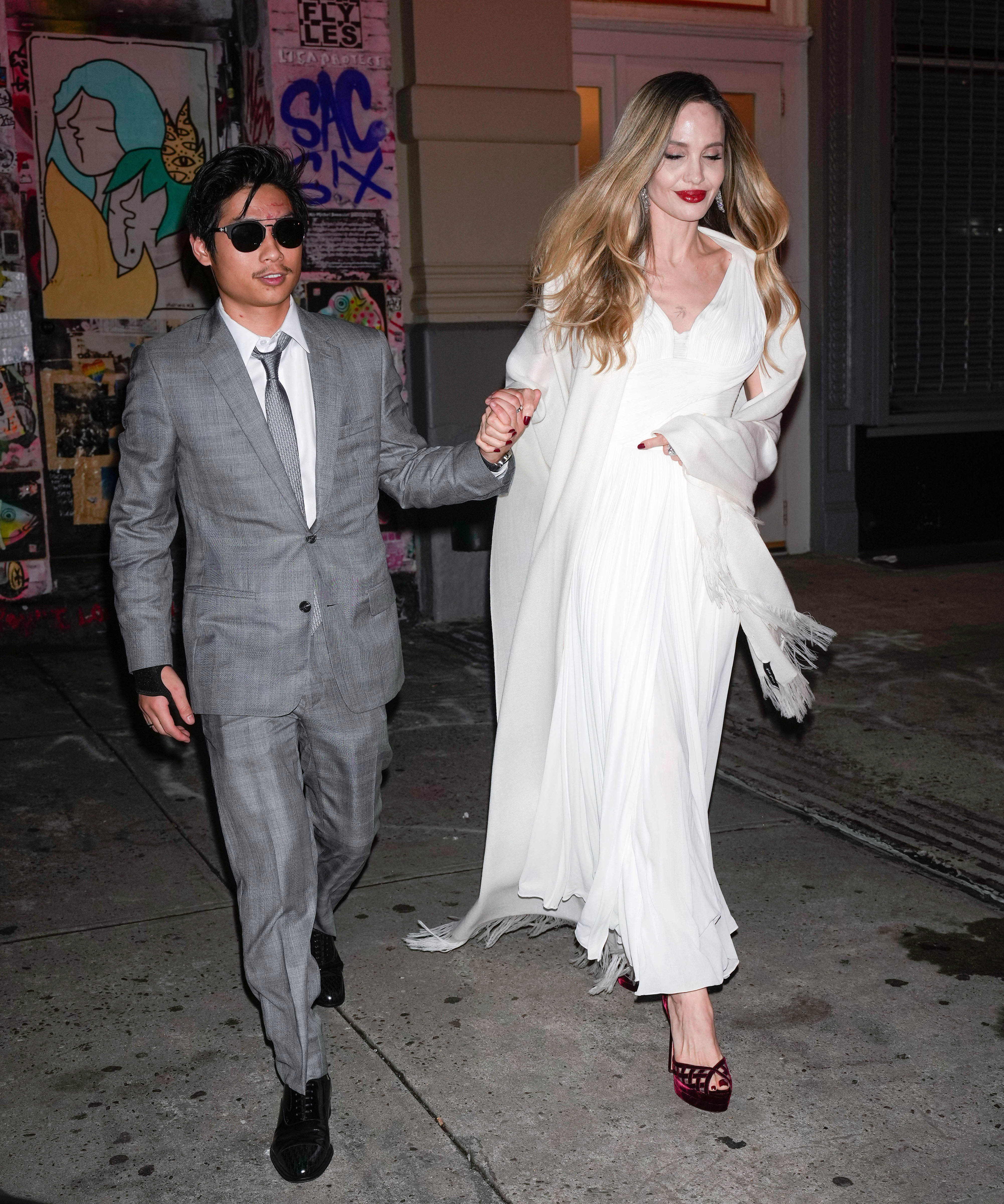 Pax Jolie-Pitt und Angelina Jolie, gesehen am 29. September 2024 in New York. | Quelle: Getty Images