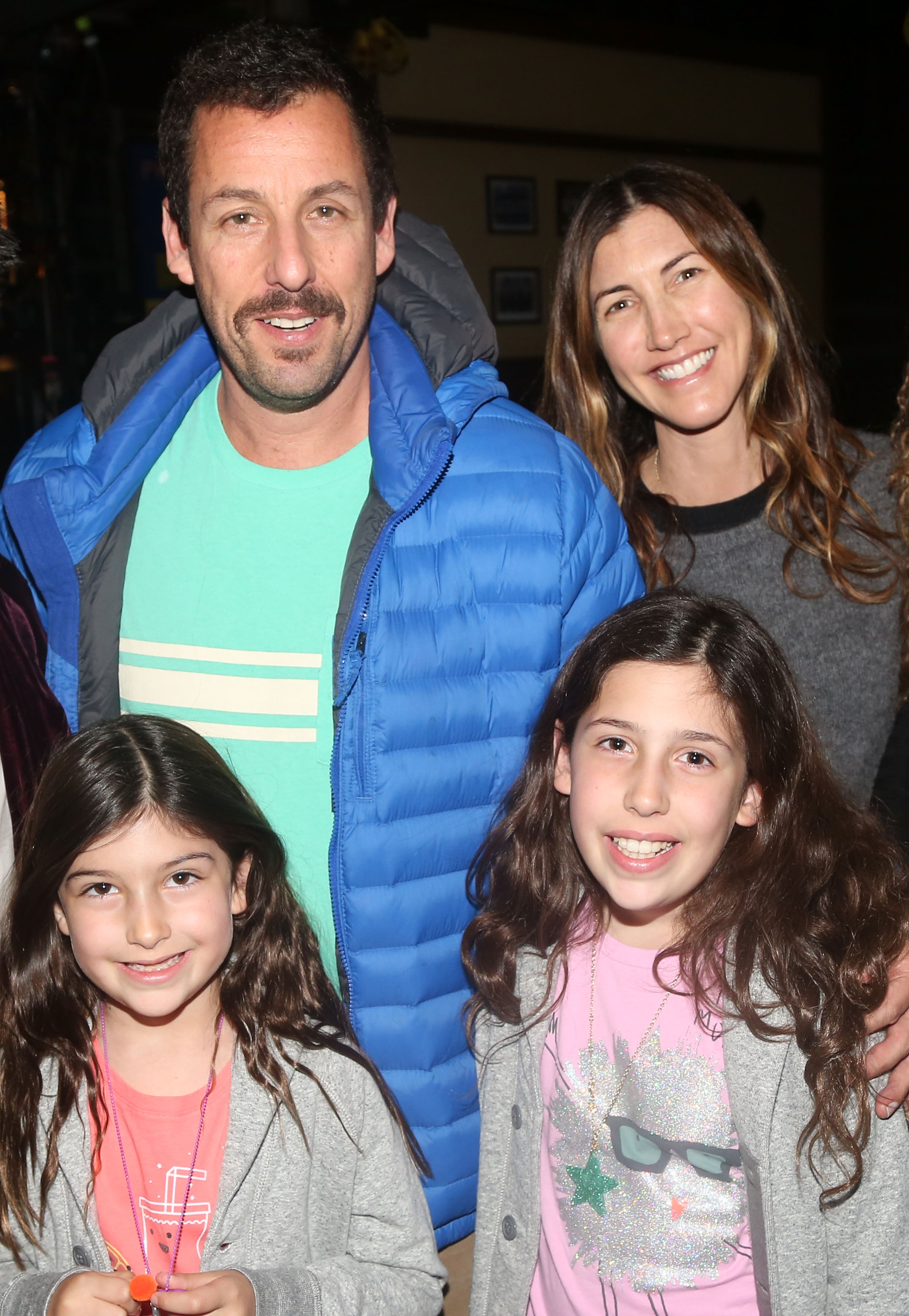 Sunny Sandler, Adam Sandler, Sadie Sandler und Jackie Sandler, 2016 | Quelle: Getty Images