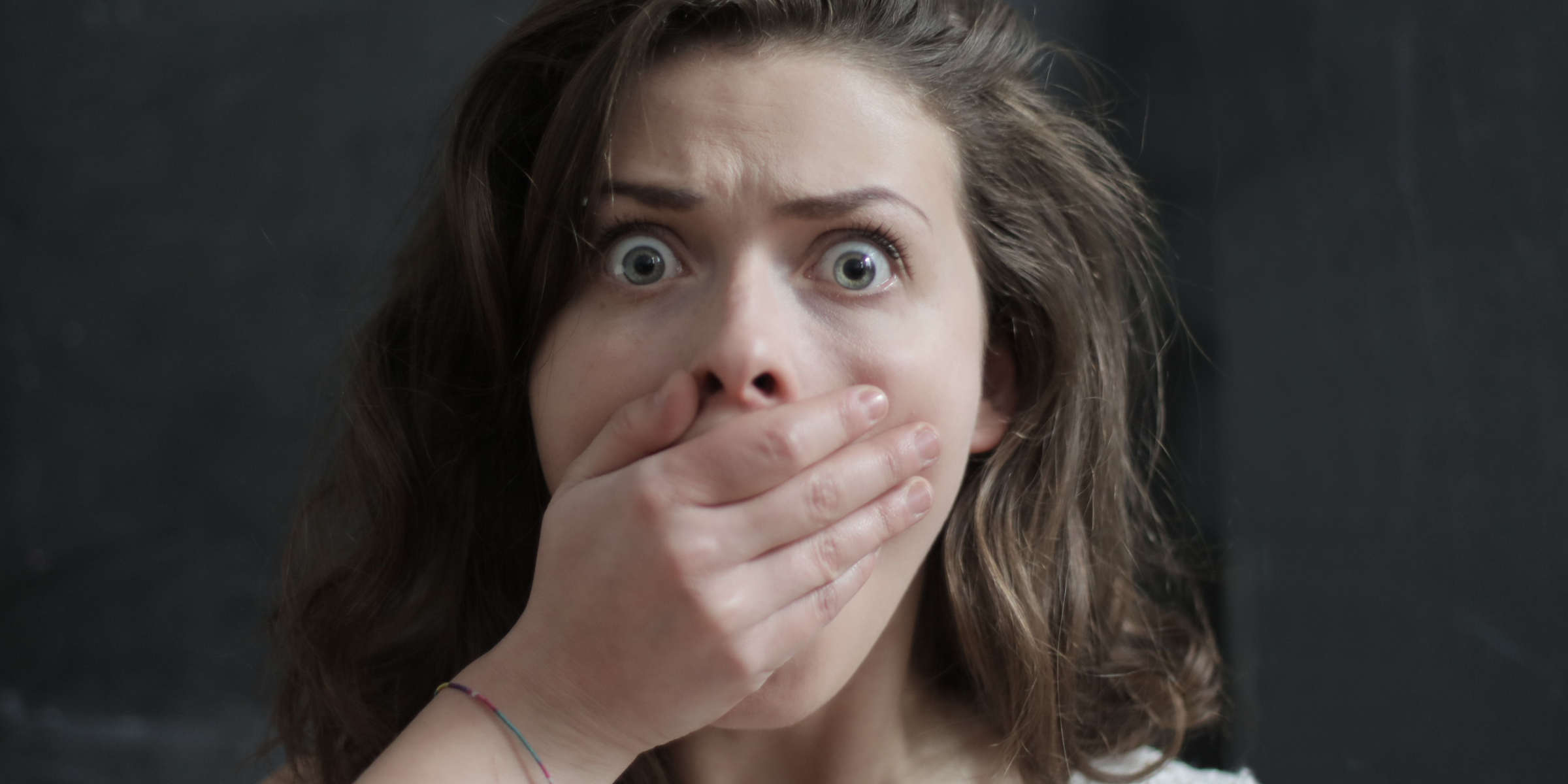 Eine schockierte Frau | Quelle: Pexels