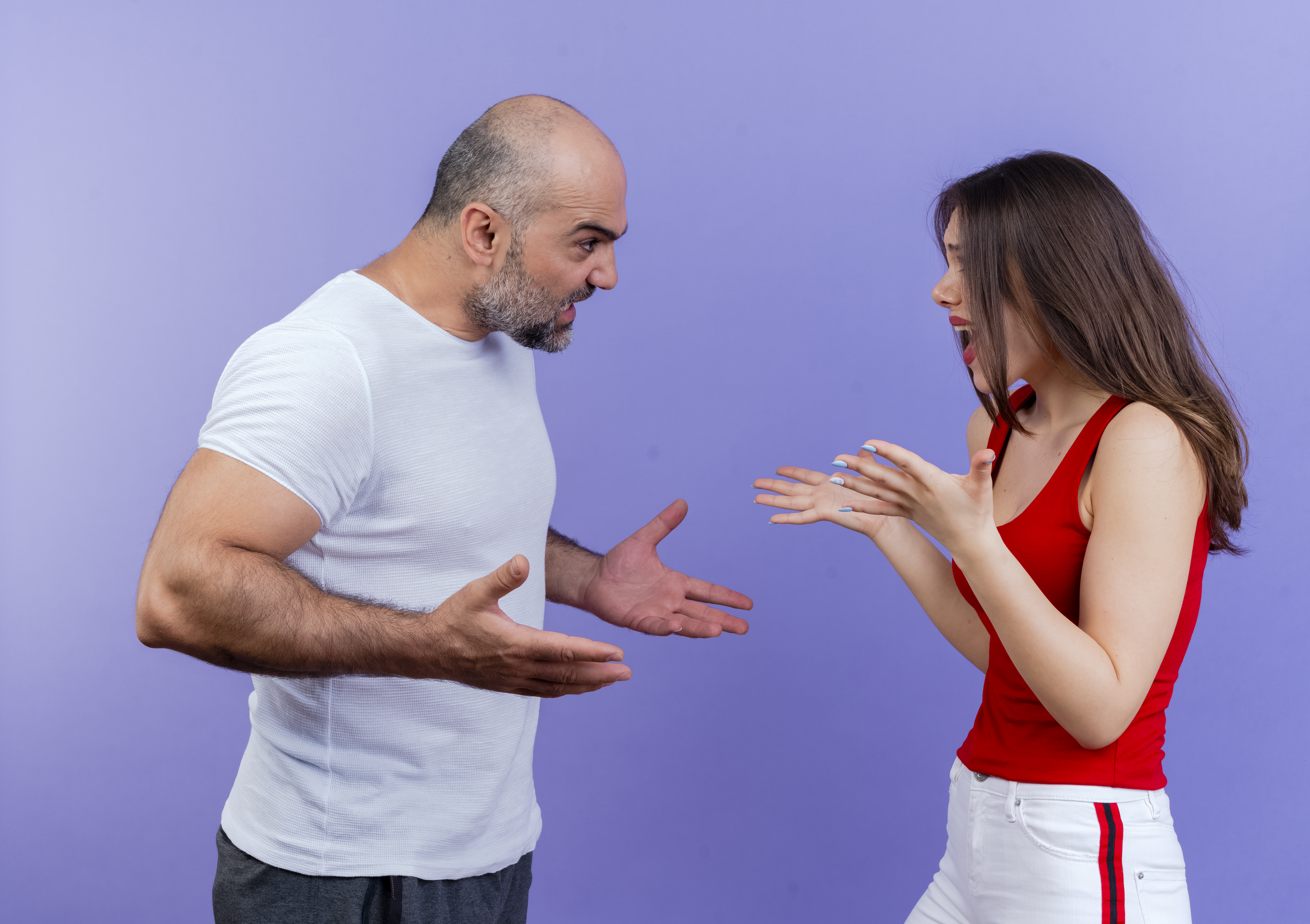 Mann und Frau streiten sich | Quelle: Freepik