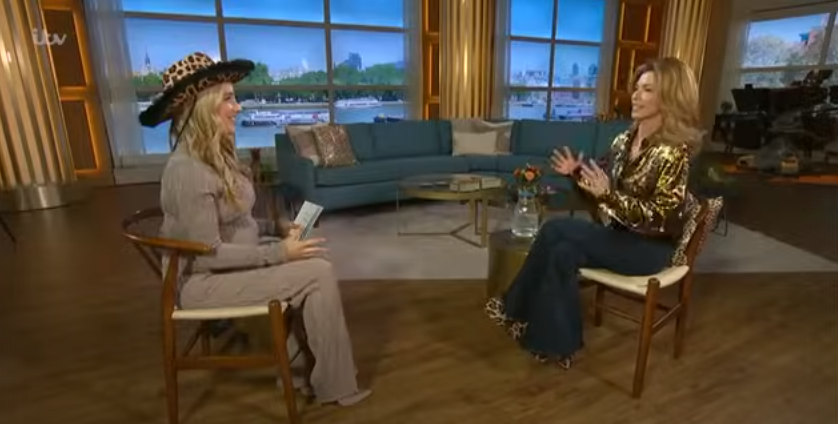 Shania Twain bei ihrem Auftritt bei "This Morning" | Quelle: YouTube/@thismorning