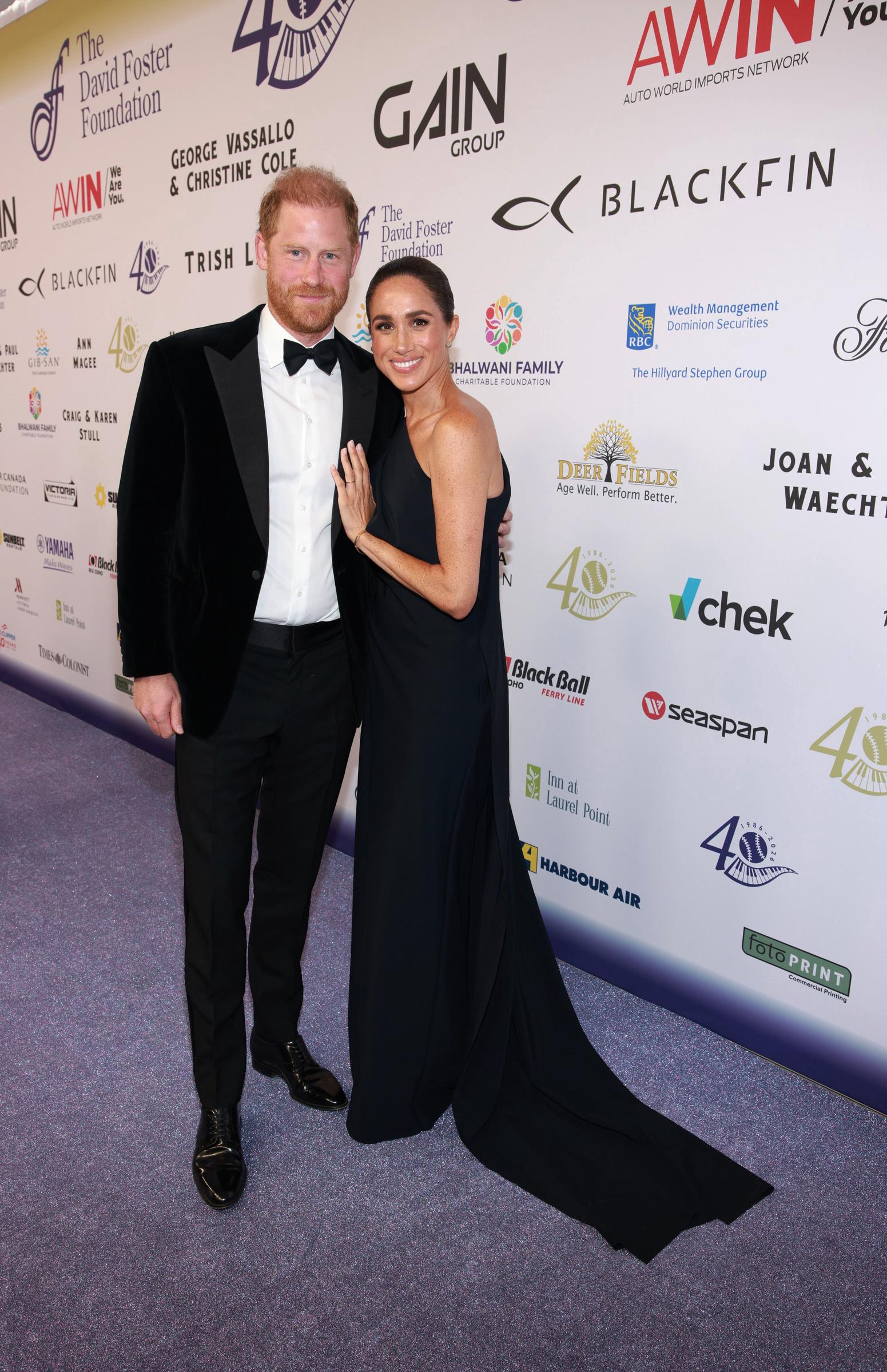 Harry und Meghans neuer Wohnsitz in Großbritannien bedeutet eine große praktische Veränderung für die Familie, ohne ihren Rückzug aus dem Königshaus im Jahr 2020 rückgängig zu machen. Es wird erwartet, dass sie ihre Zeit zwischen Großbritannien und den Vereinigten Staaten aufteilen werden. | Quelle: Getty Images