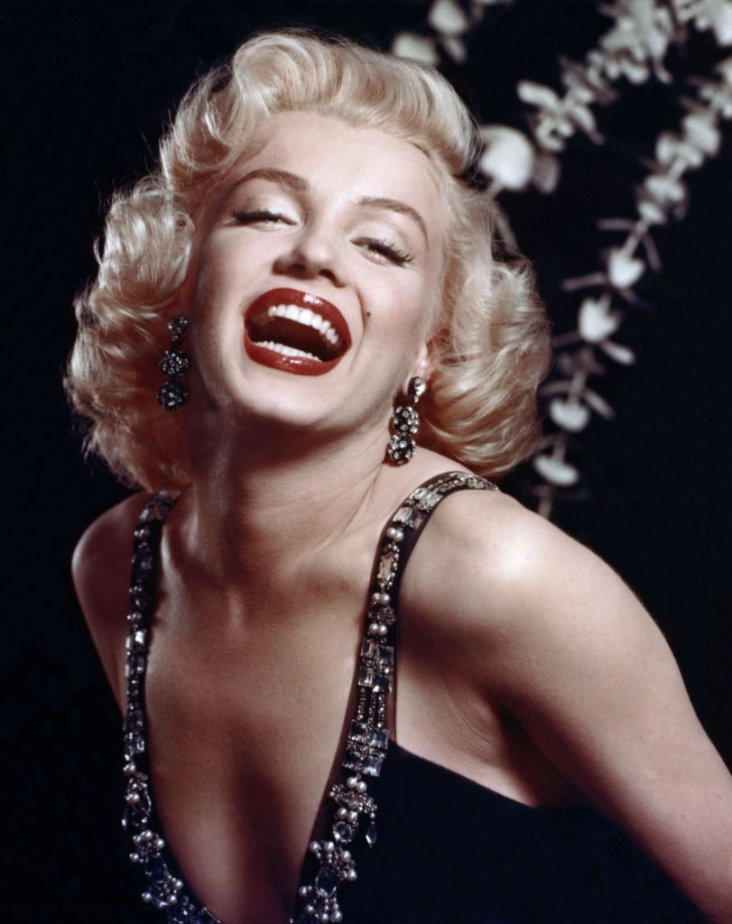 Marilyn Monroe posiert 1952 für ein Studioporträt | Quelle: Getty Images