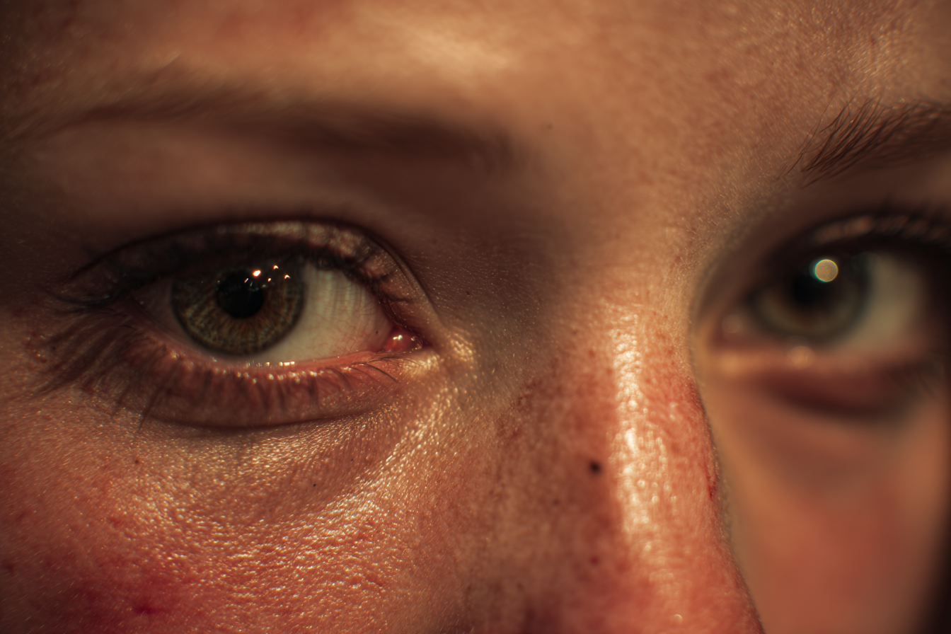 Eine Nahaufnahme der Augen einer Frau | Quelle: Midjourney