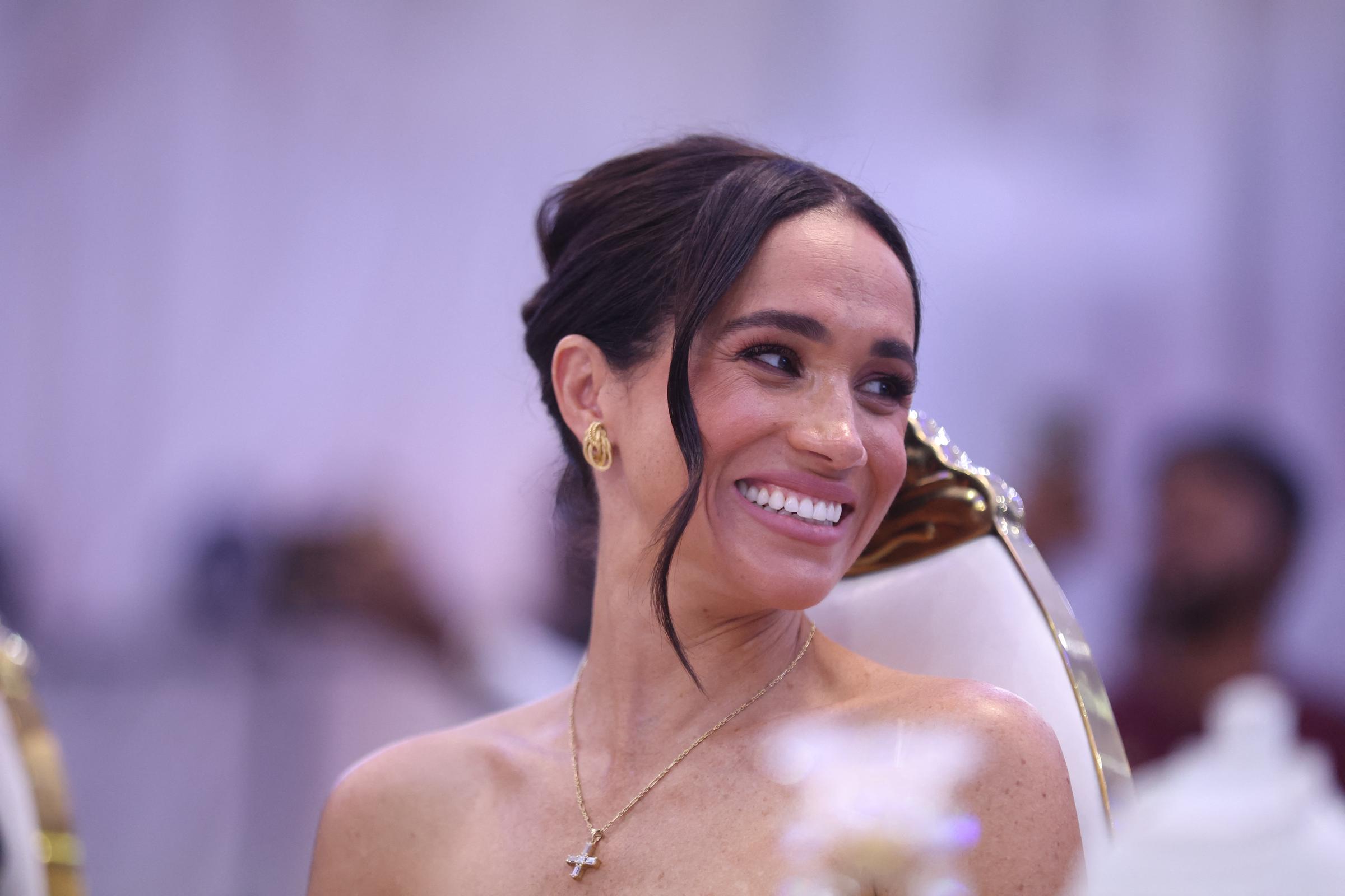 Meghan Markle im nigerianischen Verteidigungshauptquartier in Abuja am 11. Mai 2024 | Quelle: Getty Images