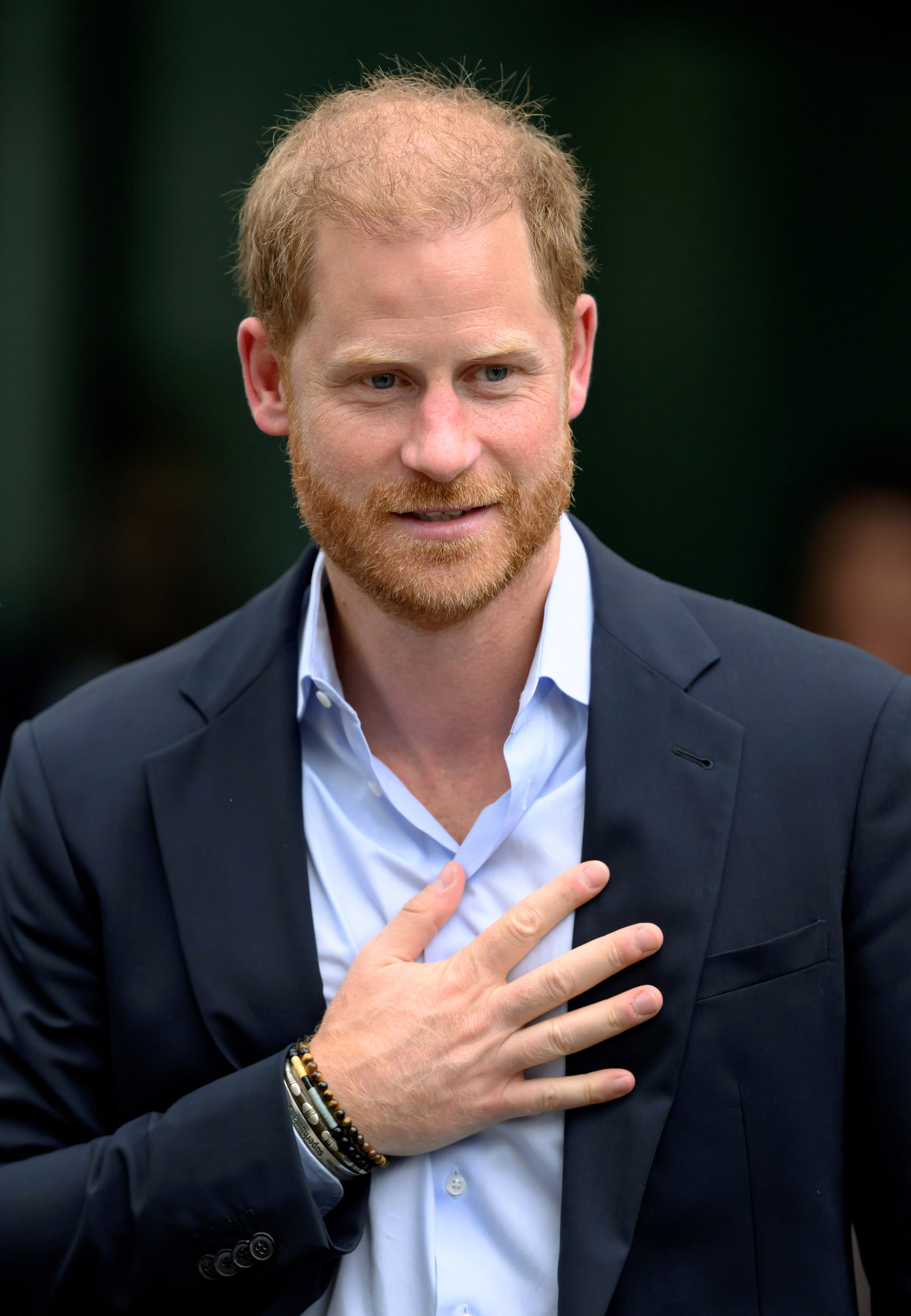 Prinz Harry verlässt am 10. September 2025 das Centre for Blast Injury Studies am Imperial College London. Harry besuchte Großbritannien weiterhin, doch Meghan, Archie und Lilibet mitzubringen, blieb eine weitaus kompliziertere Angelegenheit. | Quelle: Getty Images