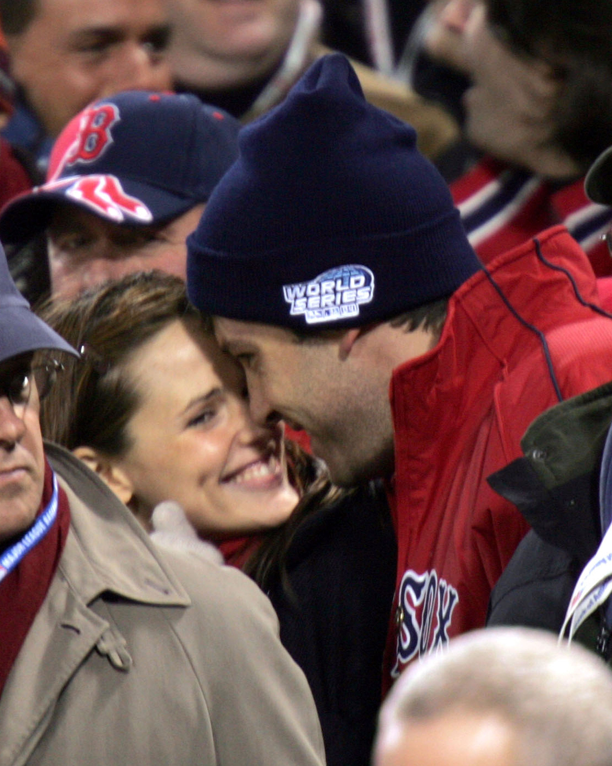 Das ehemalige Paar bei Spiel 1 der World Series 2004 im Fenway Park am 23. Oktober 2004 | Quelle: Getty Images