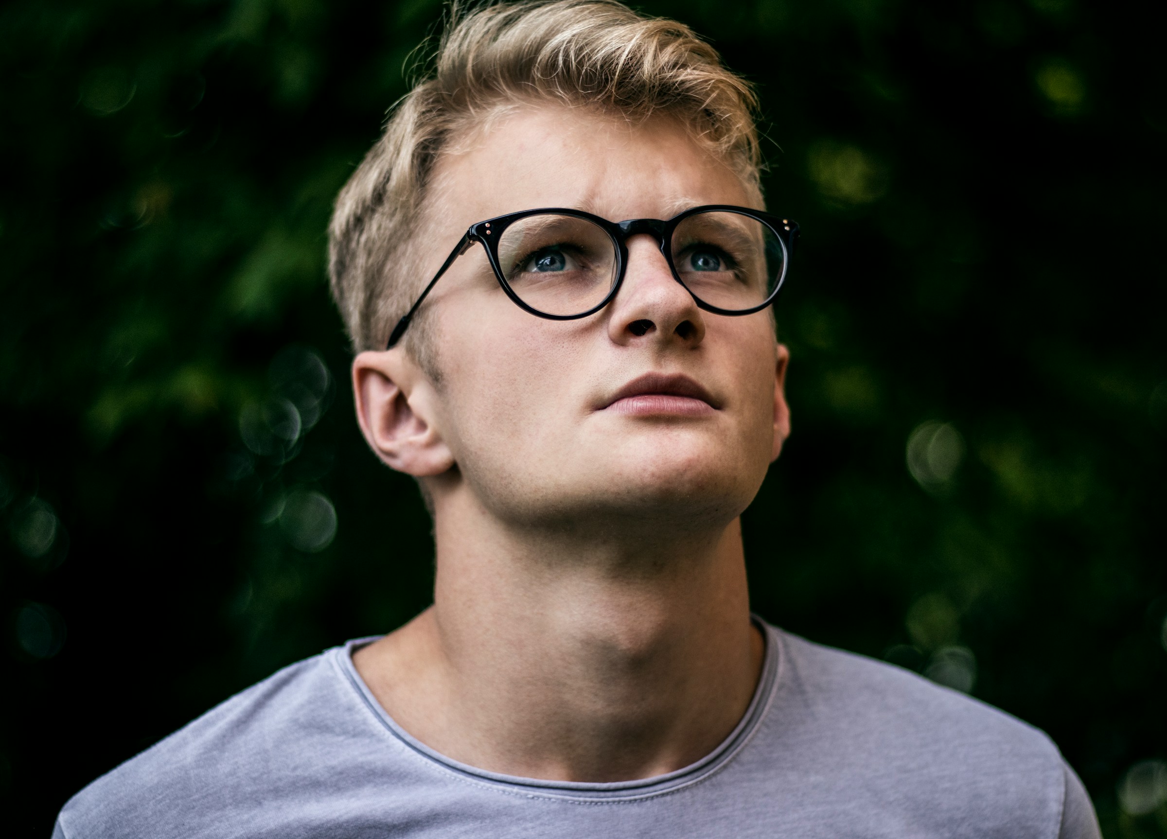 Ein Teenager-Junge | Quelle: Unsplash