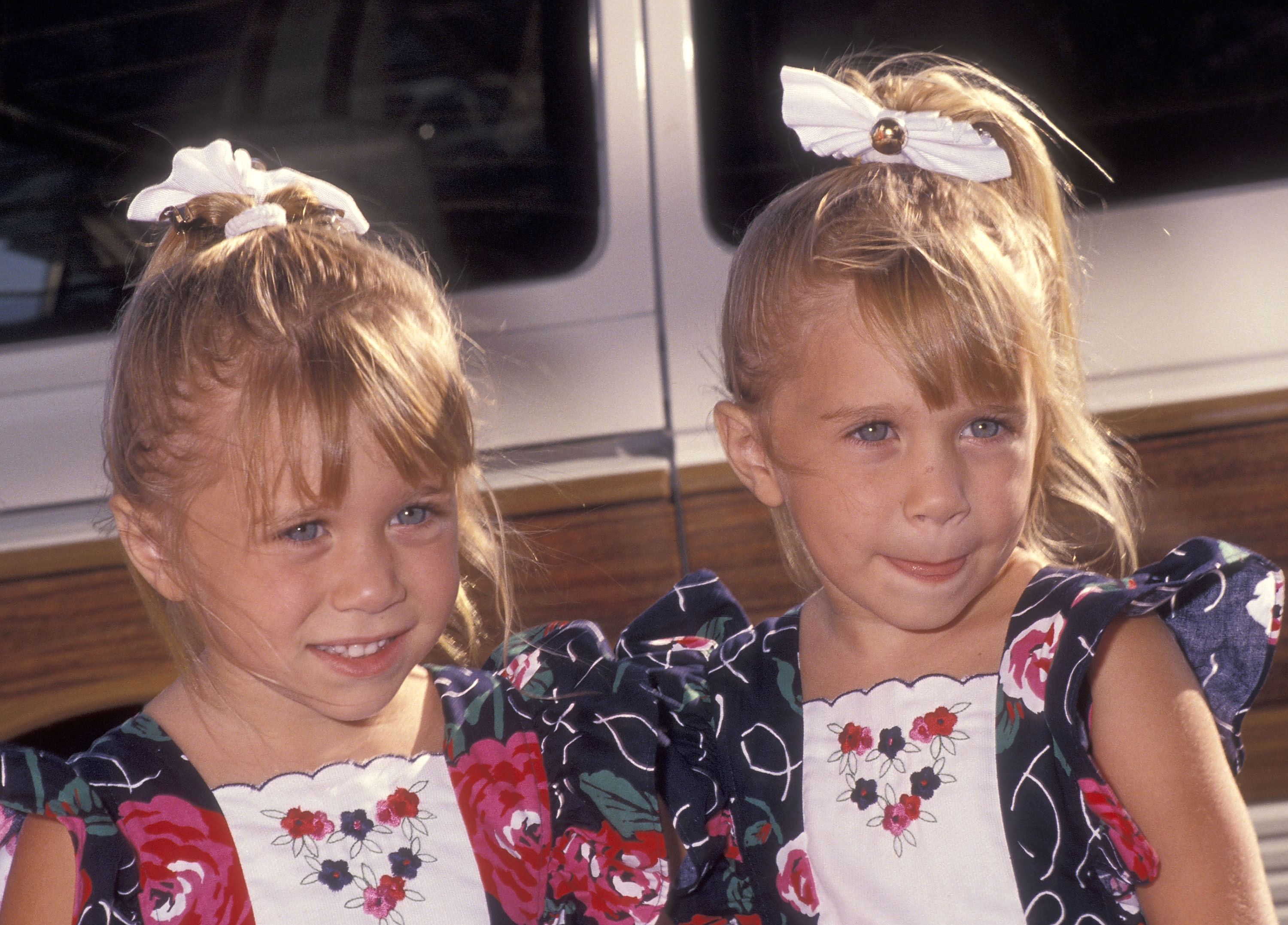 Mary-Kate und Ashley Olsen bei der ABC Fall TCA Press Tour am 21. Juli 1991 in Universal City, Kalifornien | Quelle: Getty Images