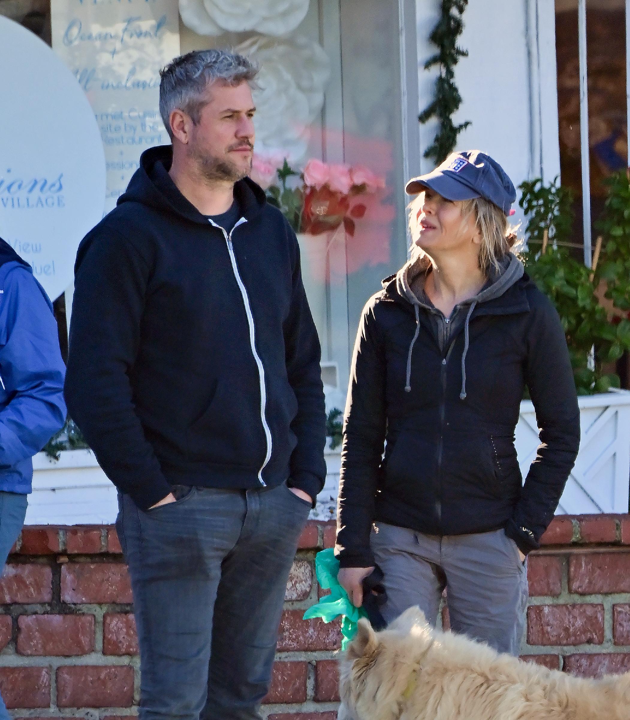 Ant Anstead und Renee Zellweger, aufgenommen am 13. Februar 2024 in Newport Beach, Kalifornien. | Quelle: Getty Images