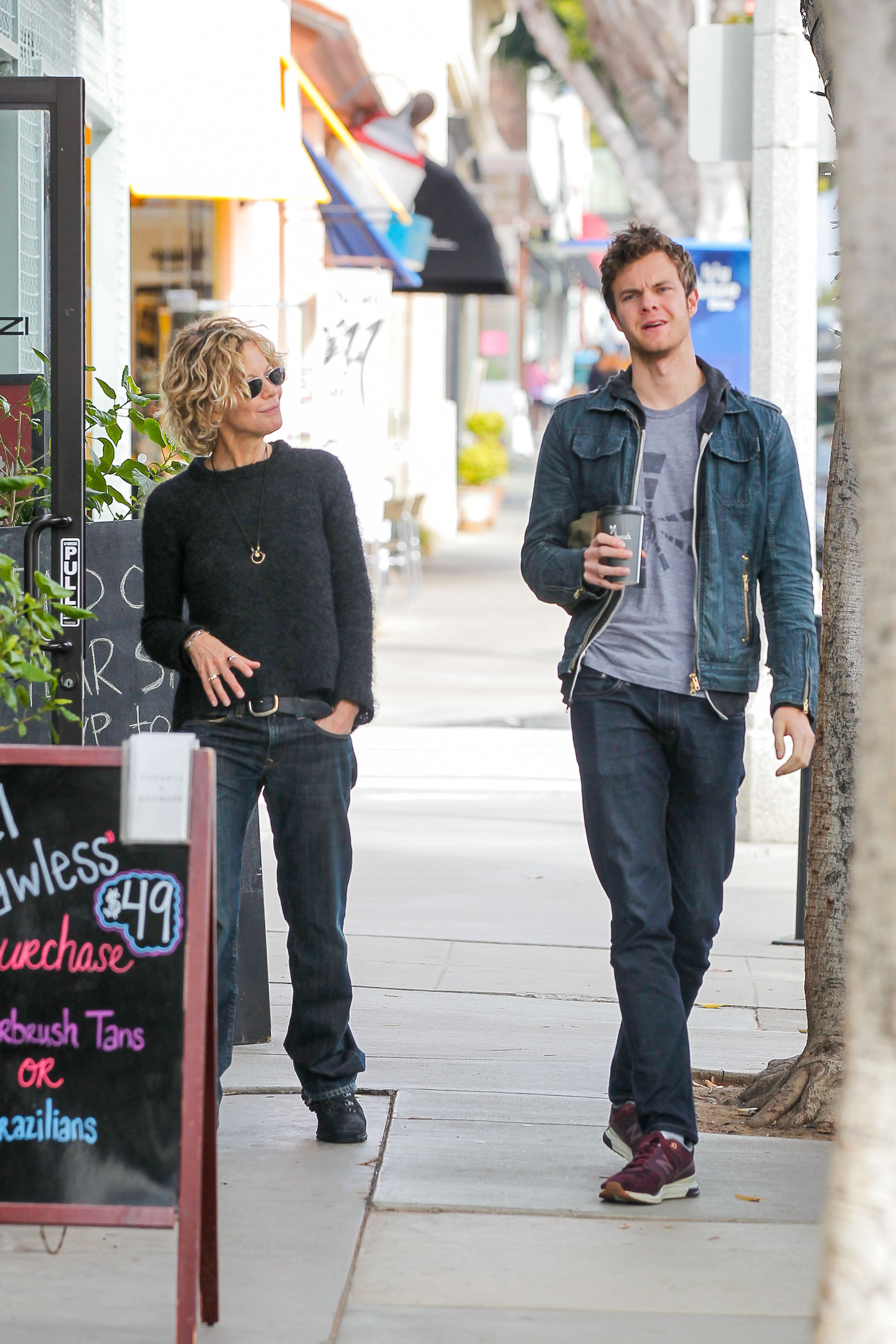 Meg Ryan und Jack Quaid wurden am 19. Januar 2016 in Los Angeles, Kalifornien gesichtet | Quelle: Getty Images