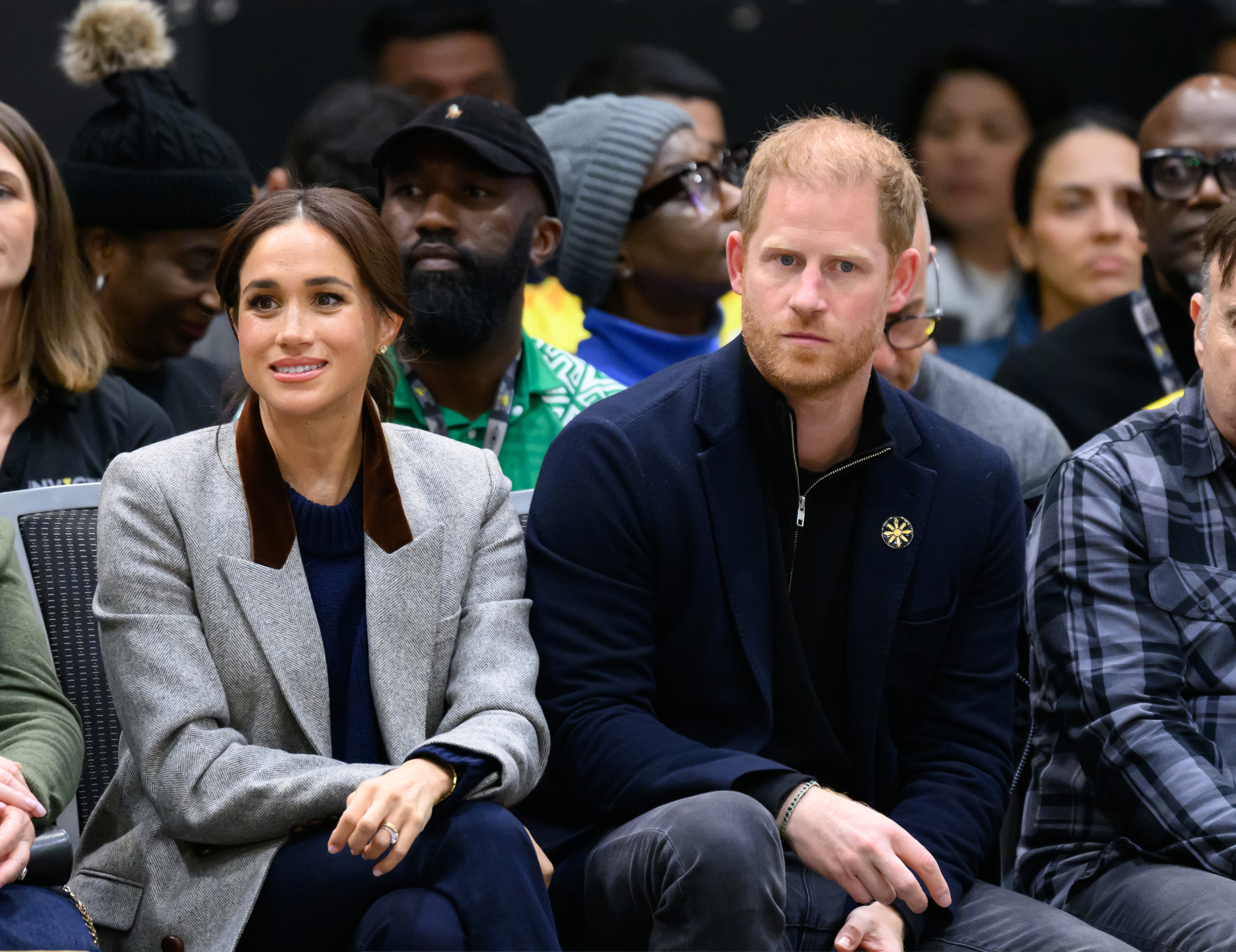 Meghan Markle und Prinz Harry besuchen das Rollstuhlbasketballspiel USA gegen Nigeria bei den Invictus Games 2025 in Vancouver am 9. Februar 2025 | Quelle: Getty Images