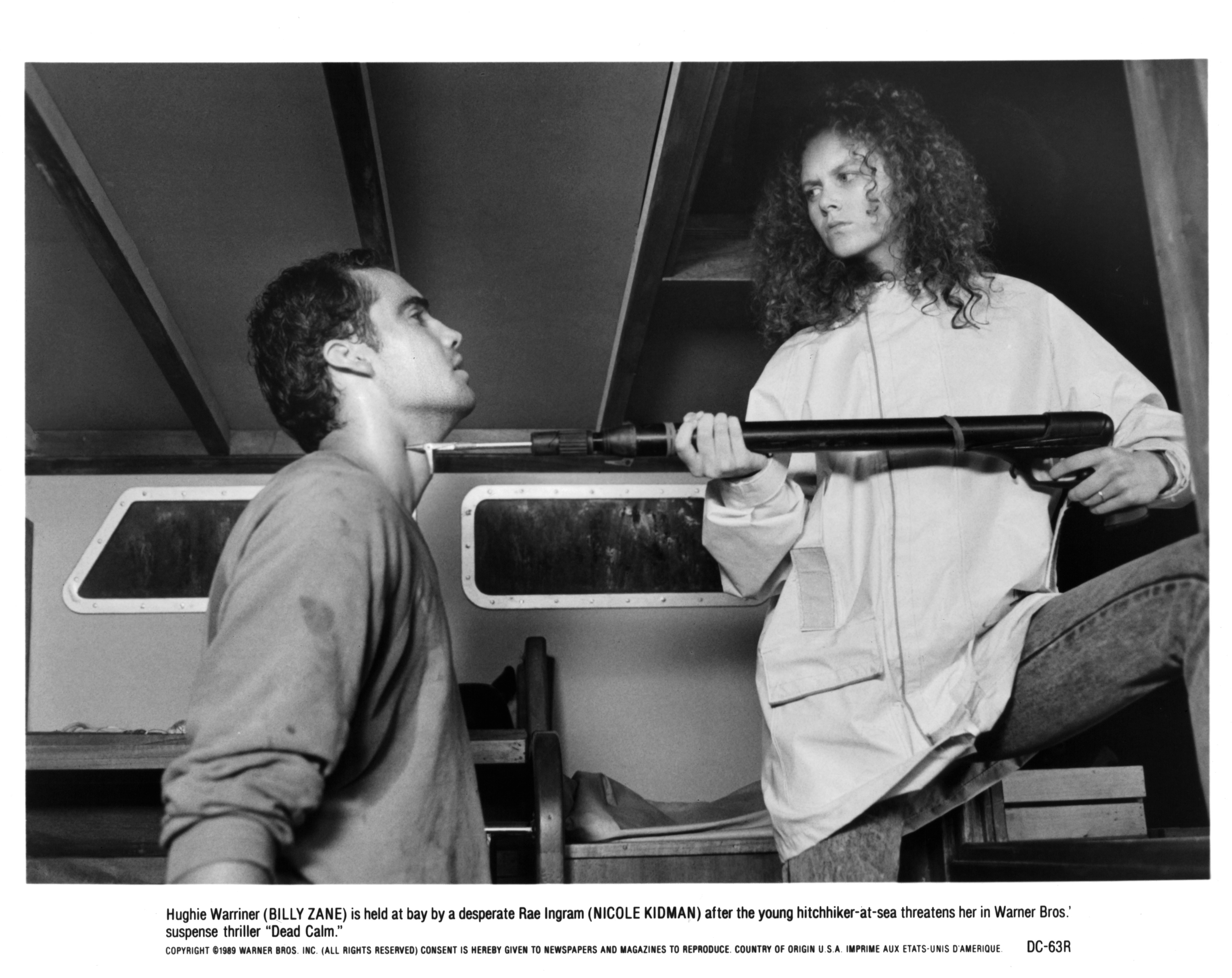 Billy Zane und Nicole Kidman am Set des Warner Bros. Films "Dead Calm" um 1989. | Quelle: Getty Images