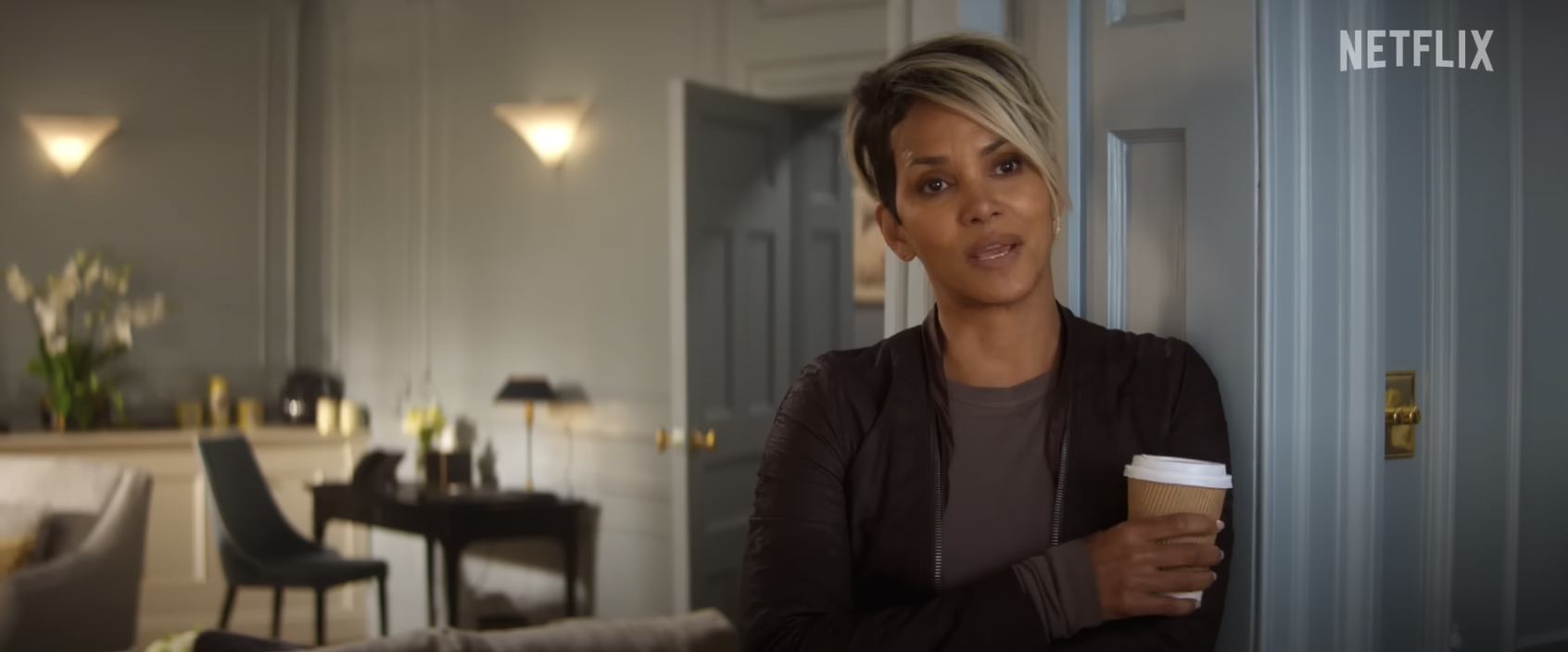 Halle Berry | Quelle: YouTube/Netflix