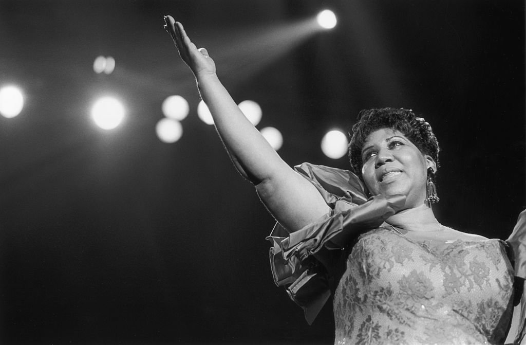  Die Soulsängerin Aretha Franklin trat 1994 beim New Orleans Jazz Festival auf. (Foto von Leon Morris) I Quelle: Getty Images