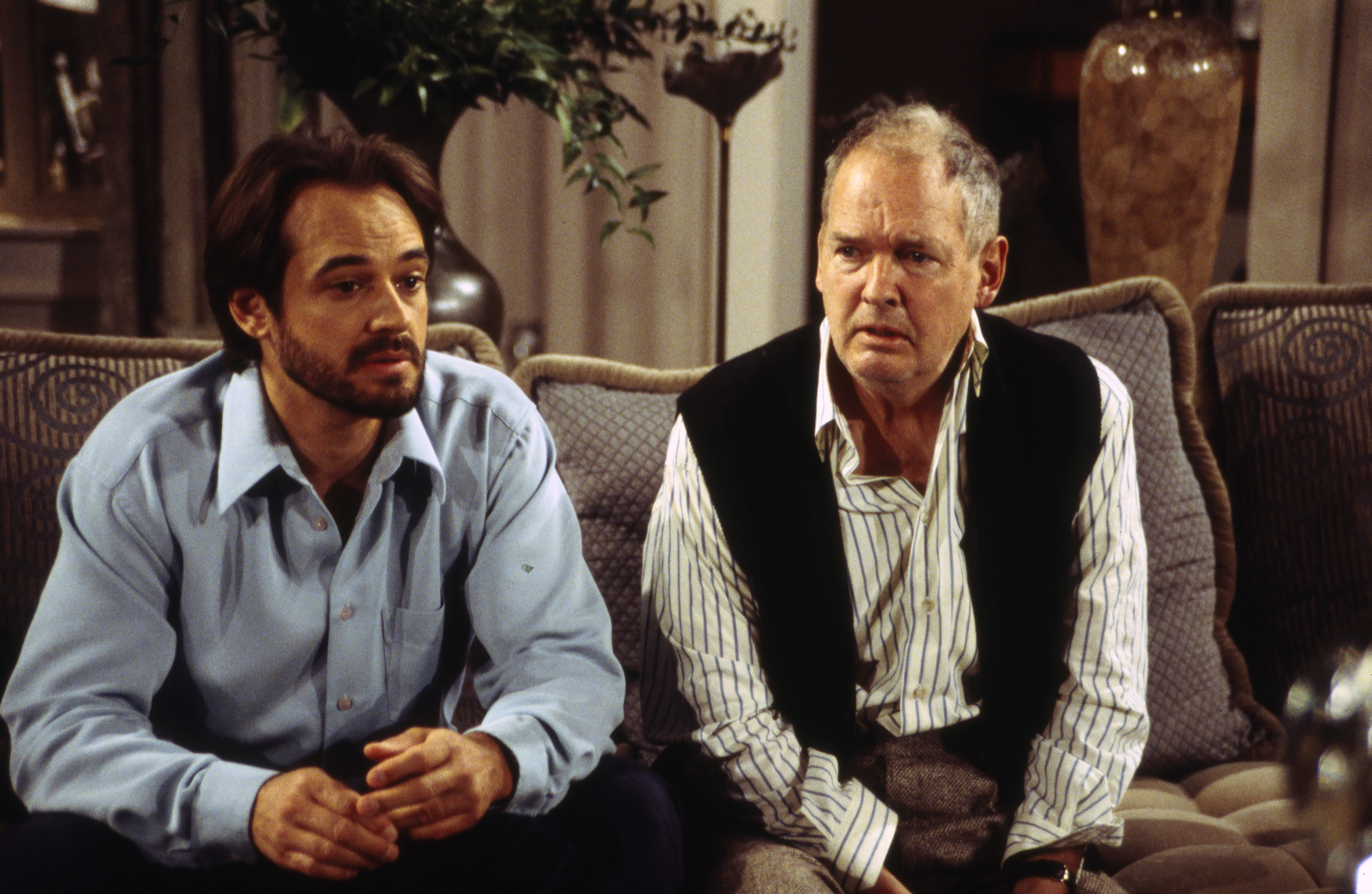 Jon Lindstrom und Nicholas Pryor in der Fernsehserie "Port Charles" | Quelle: Getty Images