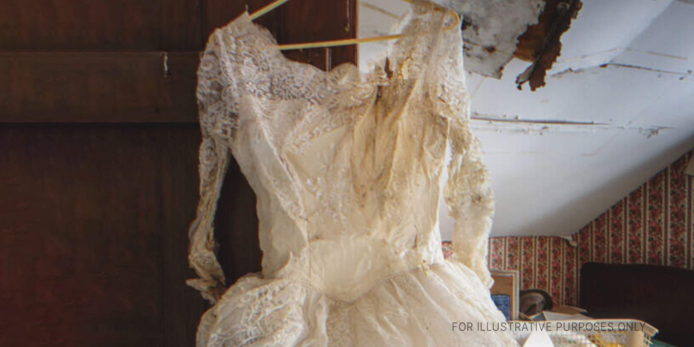 Zerrissenes Hochzeitskleid | Quelle: Shuttershock