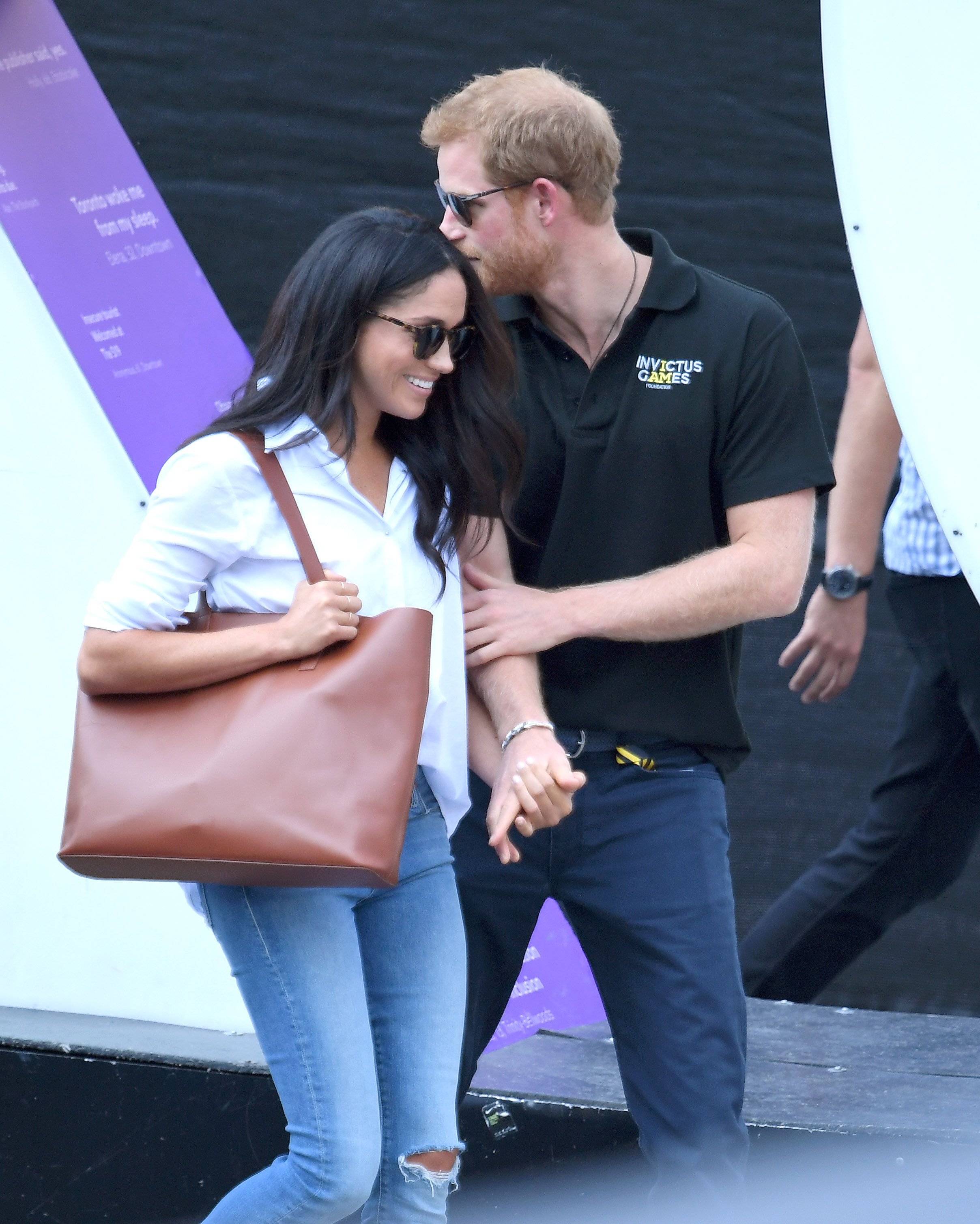 Meghan Markle und Prinz Harry auf dem Nathan Philips Square am 25. September 2017 | Quelle: Getty Images