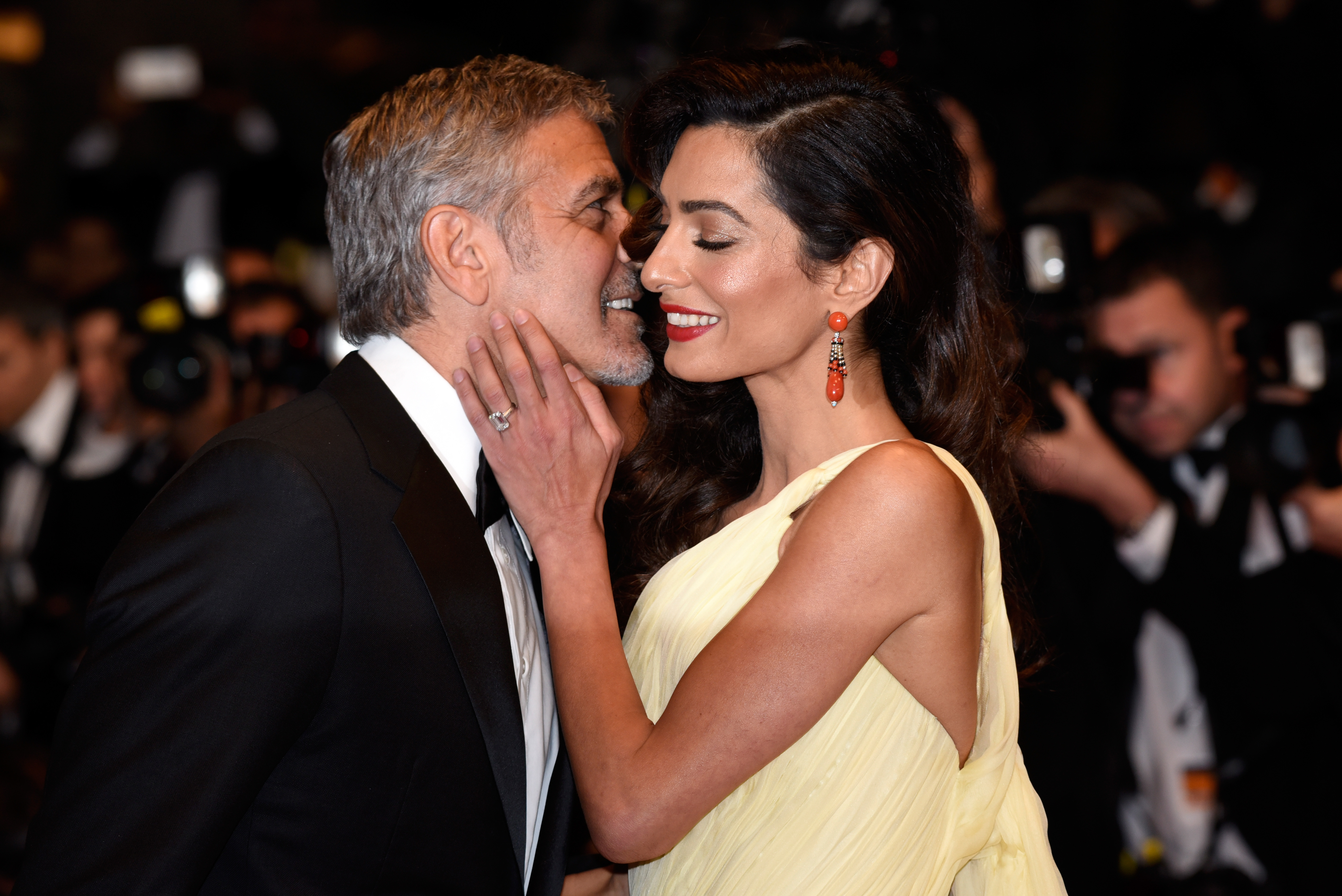 George und Amal Clooney bei der Premiere von "Money Monster" während der 69. Filmfestspiele von Cannes am 12. Mai 2016 in Cannes, Frankreich | Quelle: Getty Images