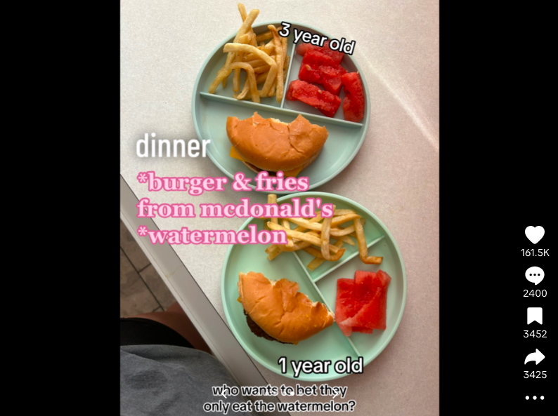 Was die Mutter von zwei Kindern ihren Töchtern zu essen gab, gepostet am 8. August 2023 | Quelle: TikTok/ourlittlekrew