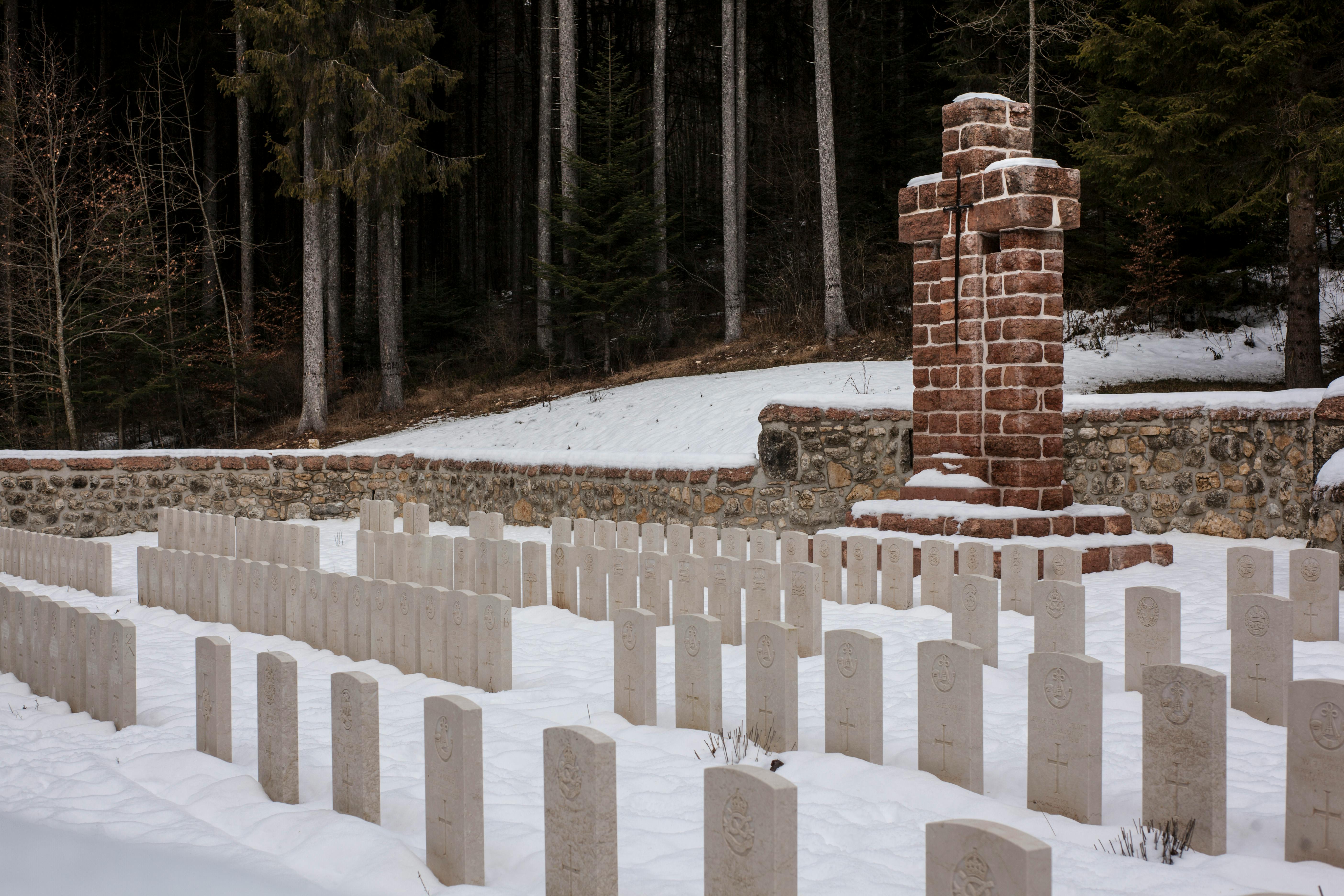 Ein Winterfriedhof | Quelle: Pexels