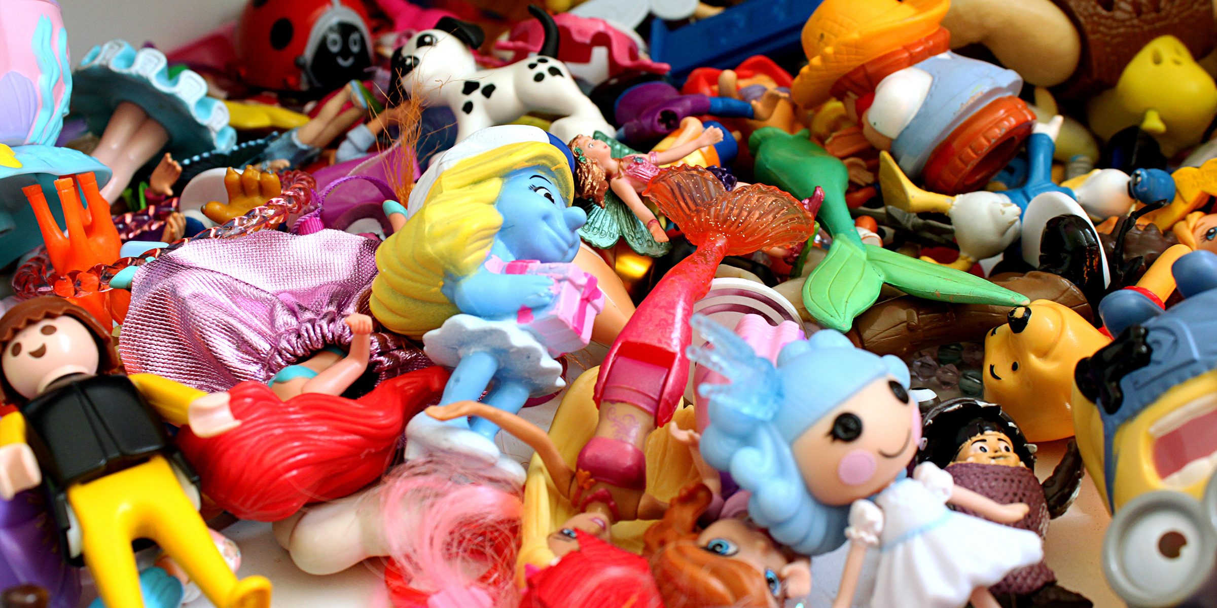 Ein Haufen Spielzeug | Quelle: Shutterstock