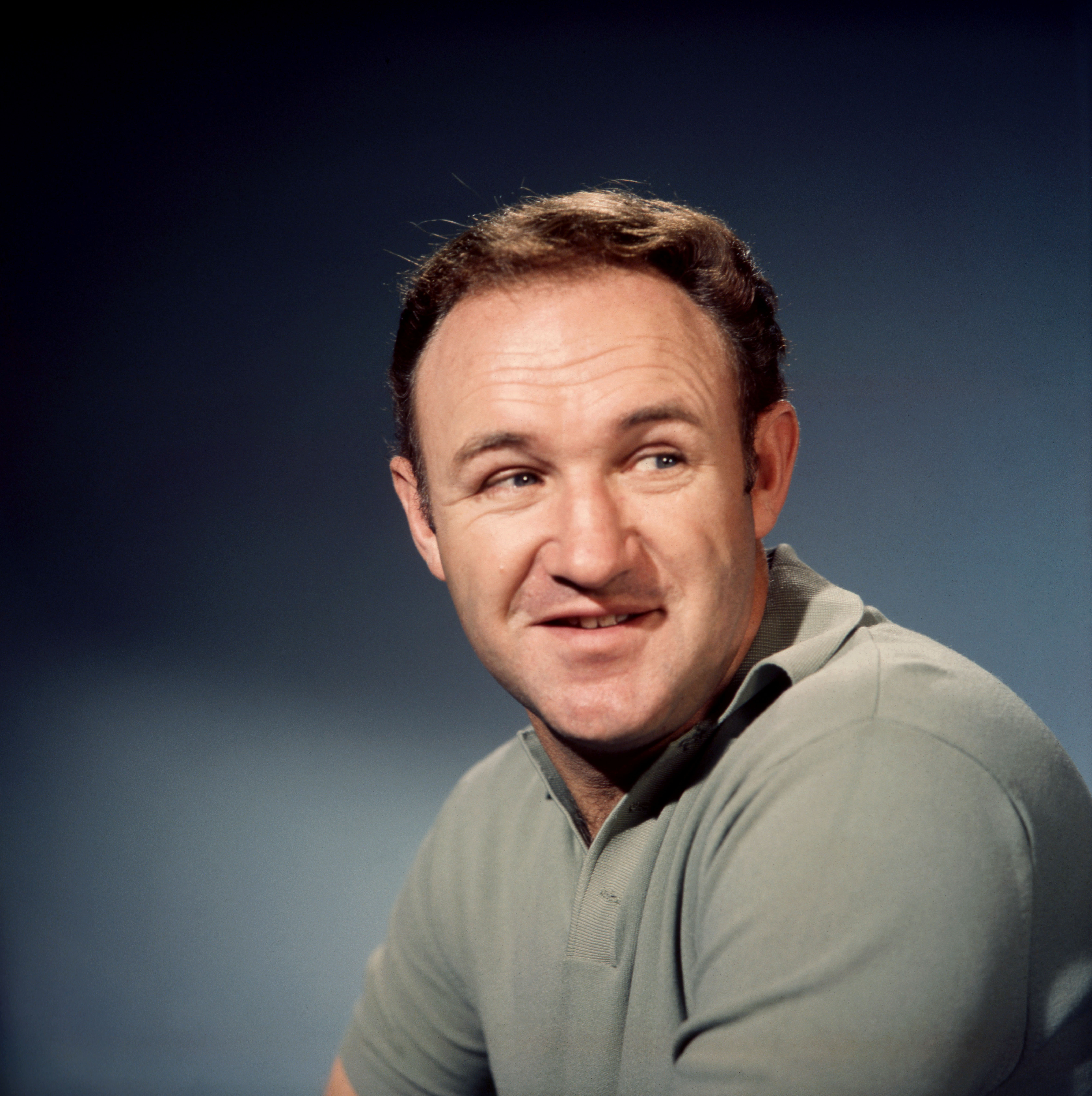 Gene Hackman posiert für ein Porträt, ca. 1965 | Quelle: Getty Images