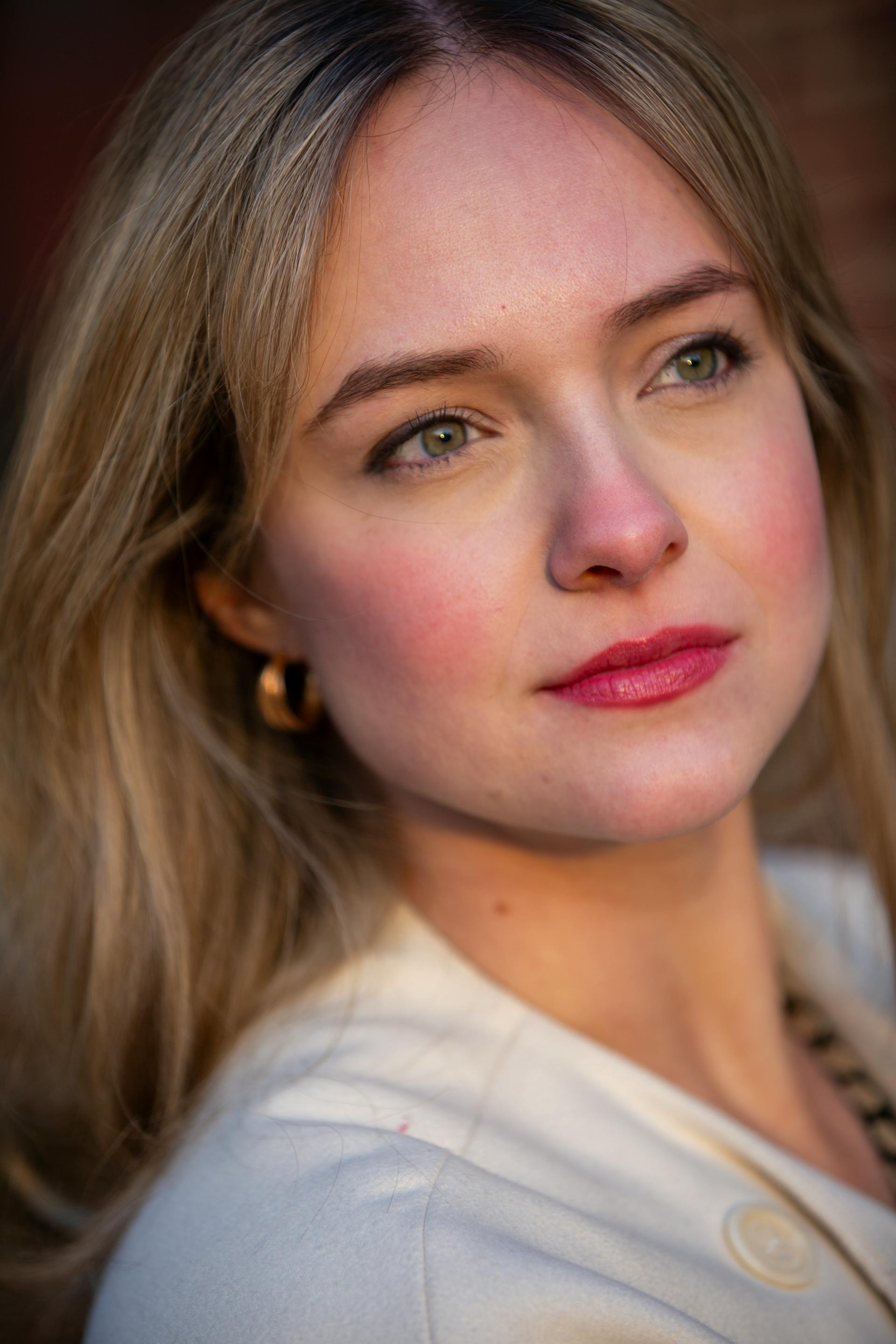 Eine nachdenkliche Frau | Quelle: Pexels