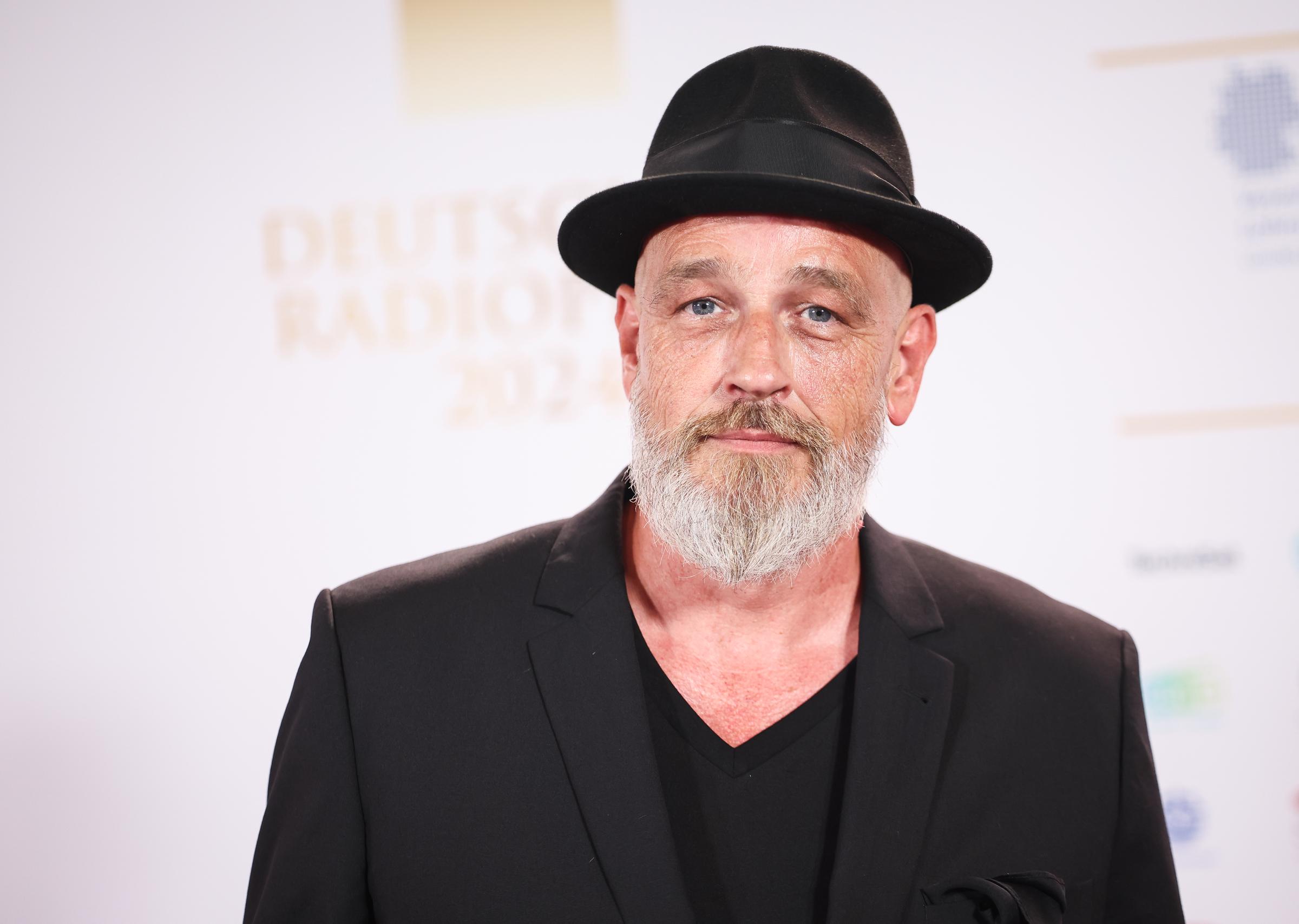 Torsten Sträter im September 2024 in Hamburg | Quelle: Getty Images