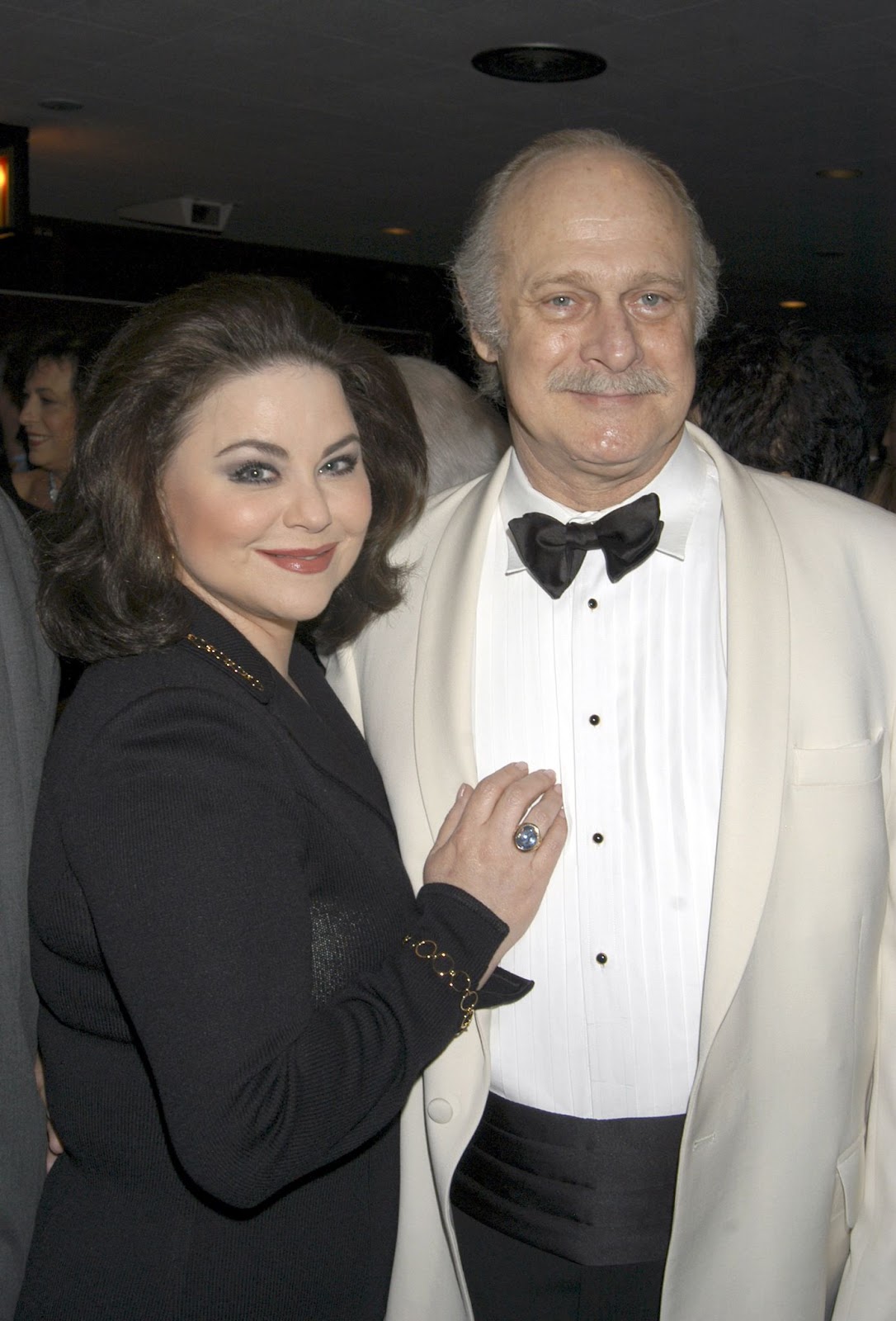 Delta Burke und Gerald McRaney bei der 50. Verleihung der Drama Desk Awards 2005 in New York. | Quelle: Getty Images