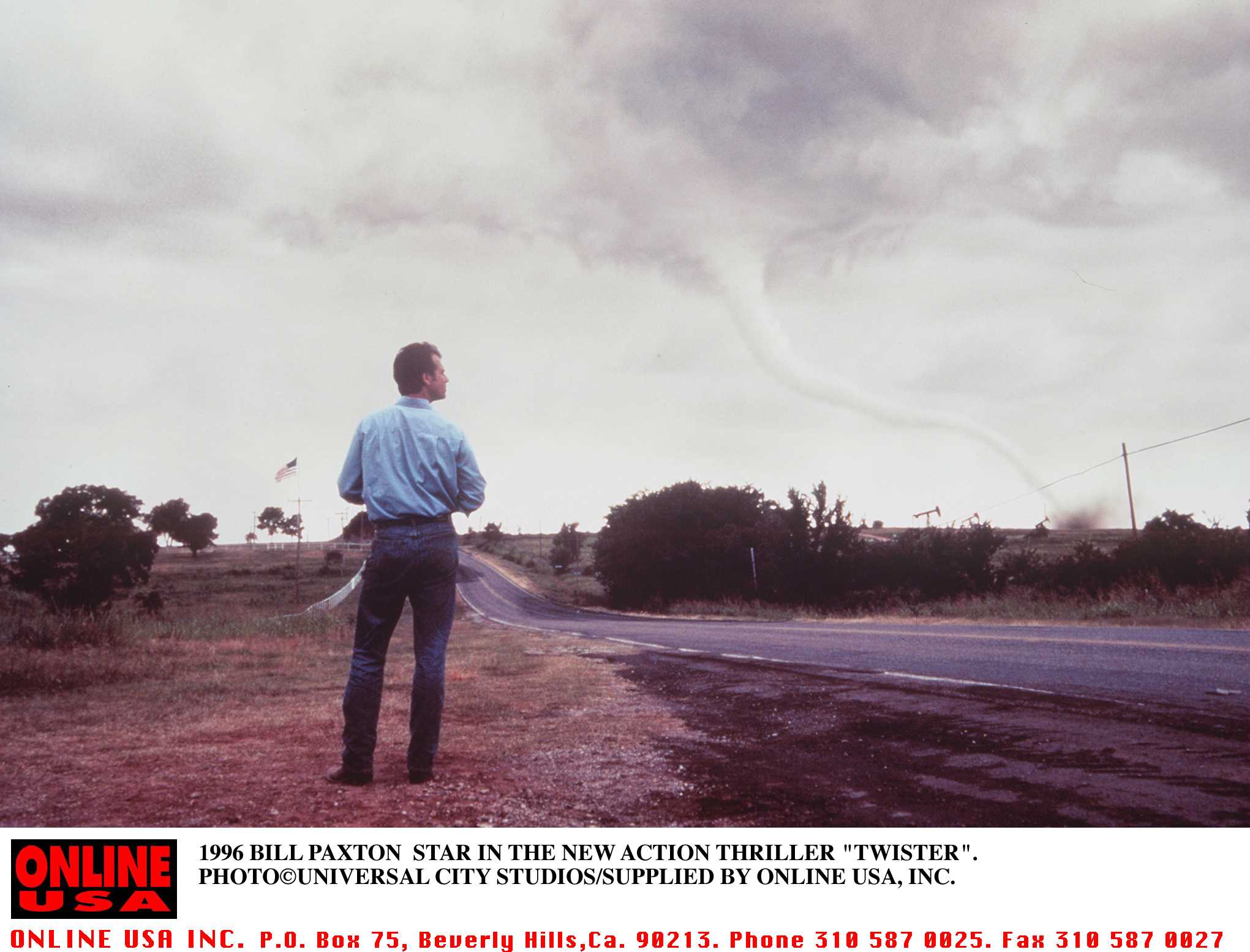 Bill Paxton als Bill Harding in "Twister" am 16. Mai 1996 | Quelle: Getty Images