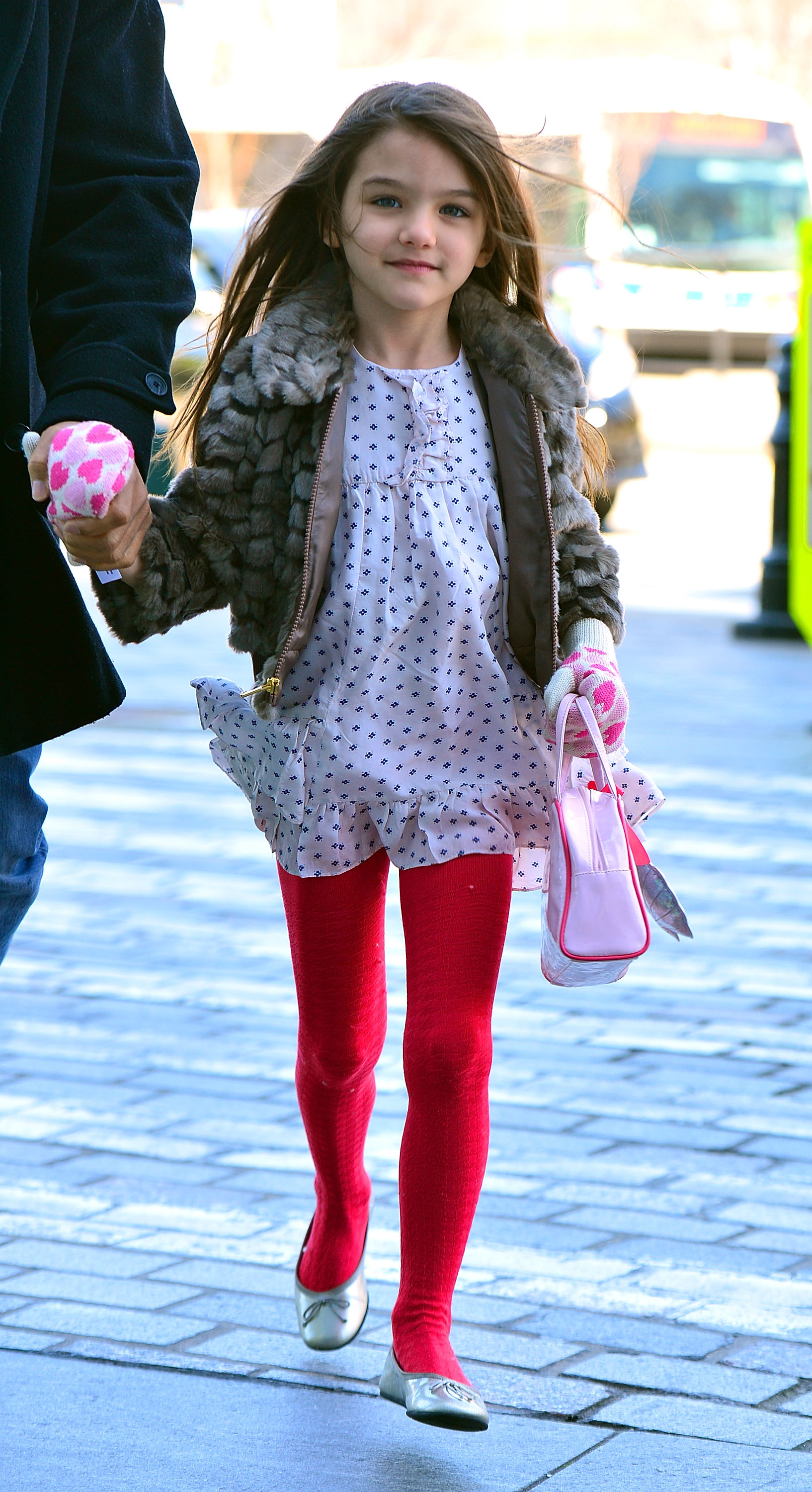 Suri Cruise in New York im Jahr 2012. | Quelle: Getty Images