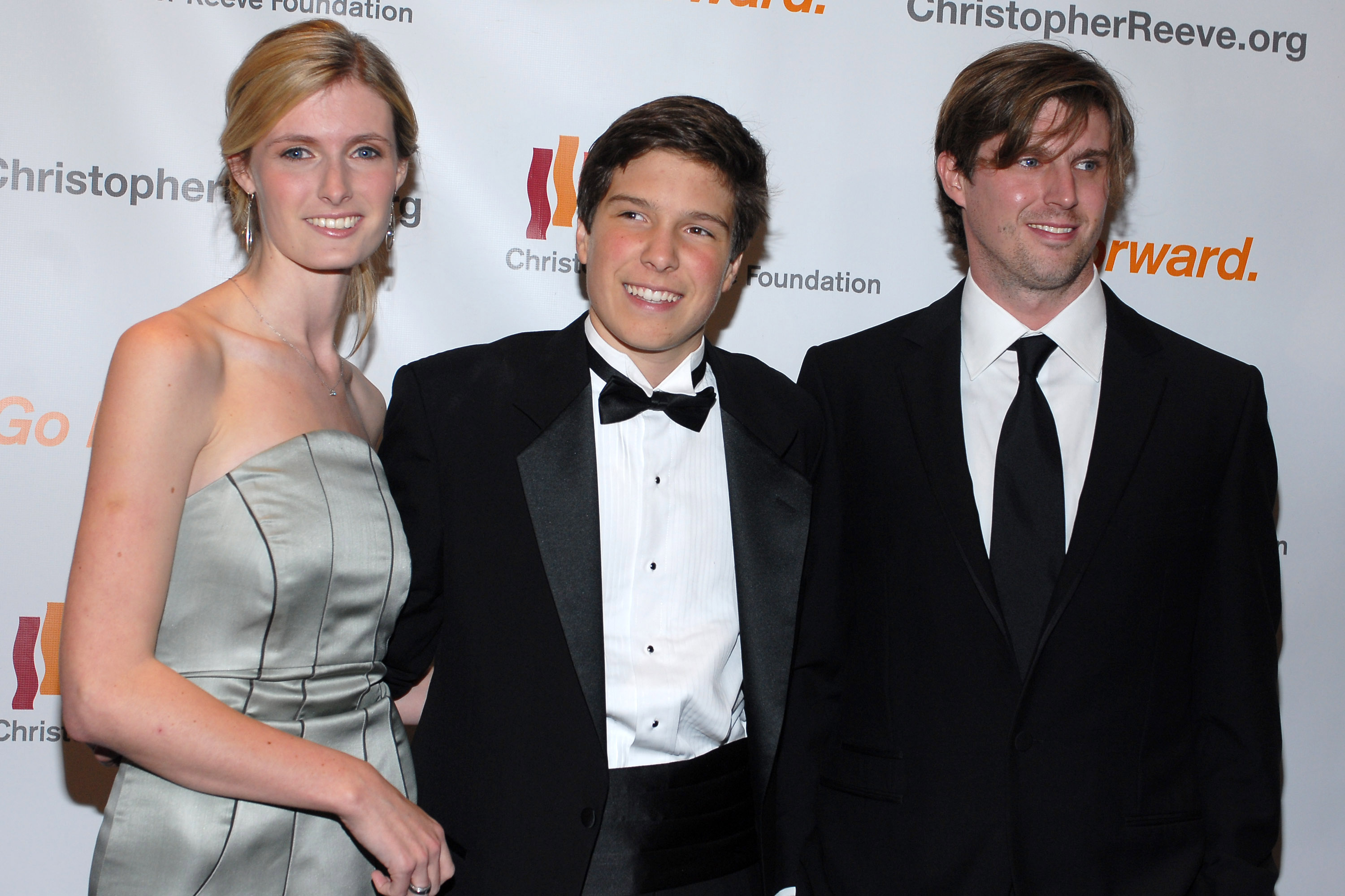 Alexandra, Will und Matthew Reeve nehmen am 6. November 2006 an einer Veranstaltung teil, die die Stärke und den Mut von Christopher und Dana Reeve feiert: Getty Images