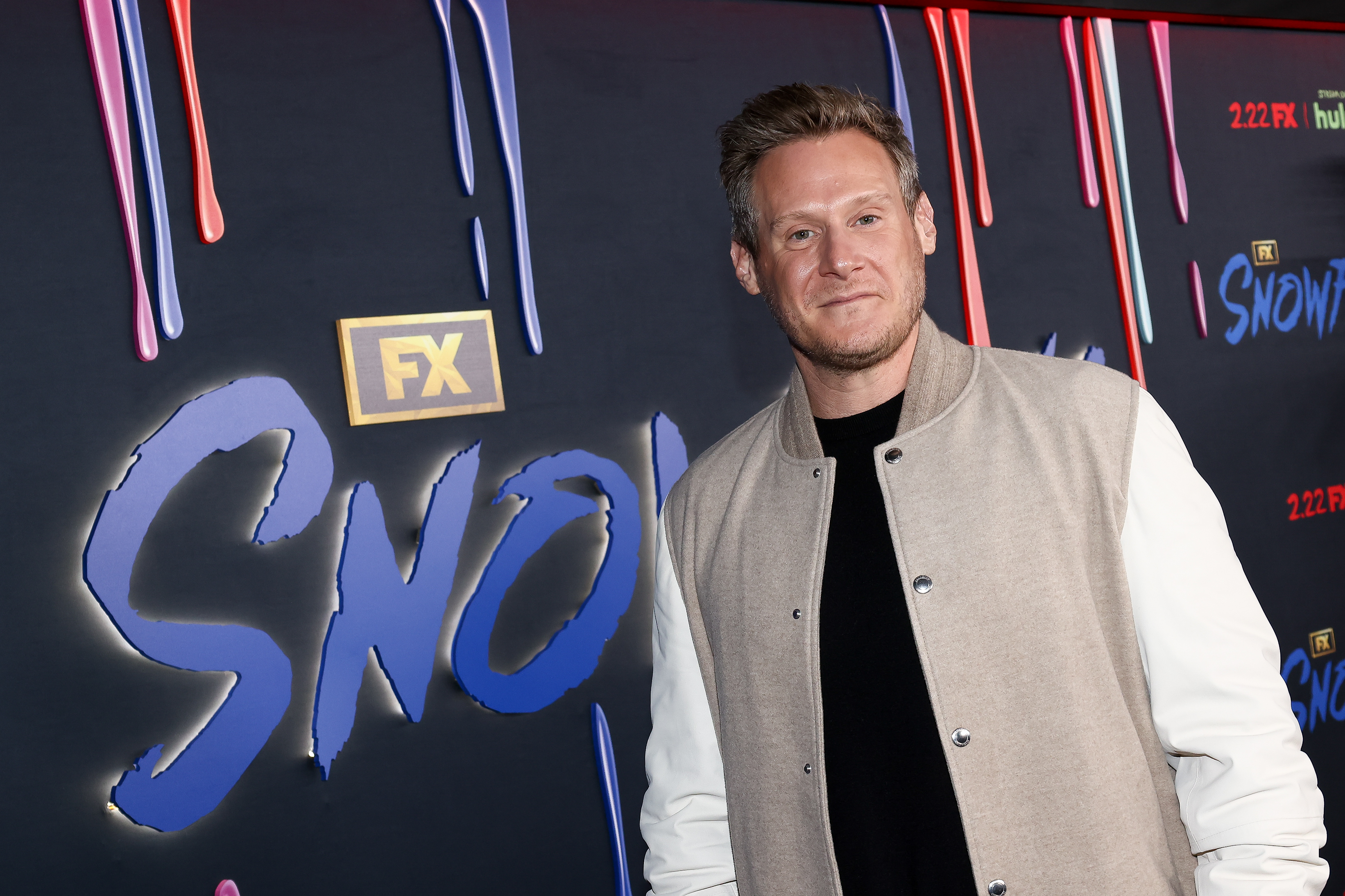 Trevor Engelson besucht die Premiere der letzten Staffel von „Snowfall“ im Ted Mann Theater am 15. Februar 2023 in Los Angeles, Kalifornien. | Quelle: Getty Images