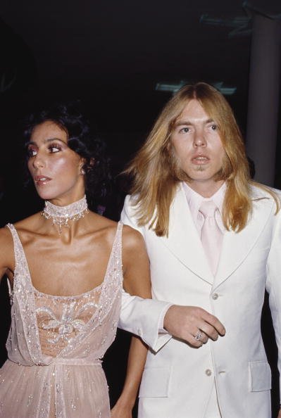 Cher und Gregg Allman in Kalifornien, Los Angeles im Jahr 1978. | Foto: Getty Images
