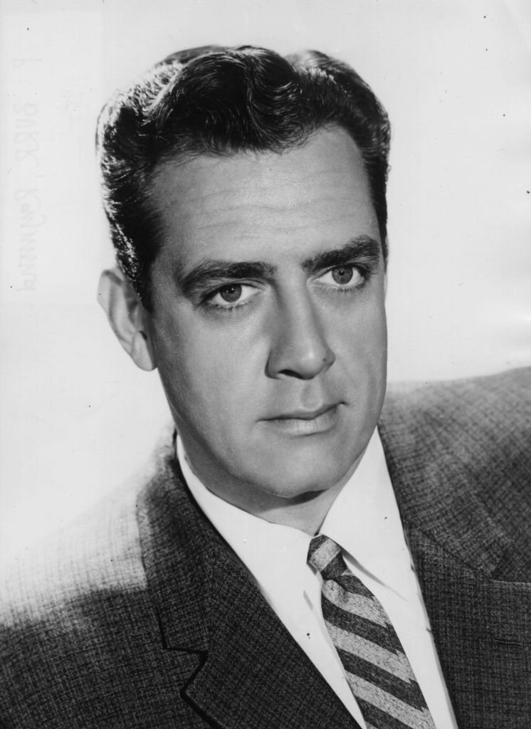 Raymond William Stacey Burr (1917 - 1993) spielte in "Rauchende Colts" mit | Quelle: Getty Images