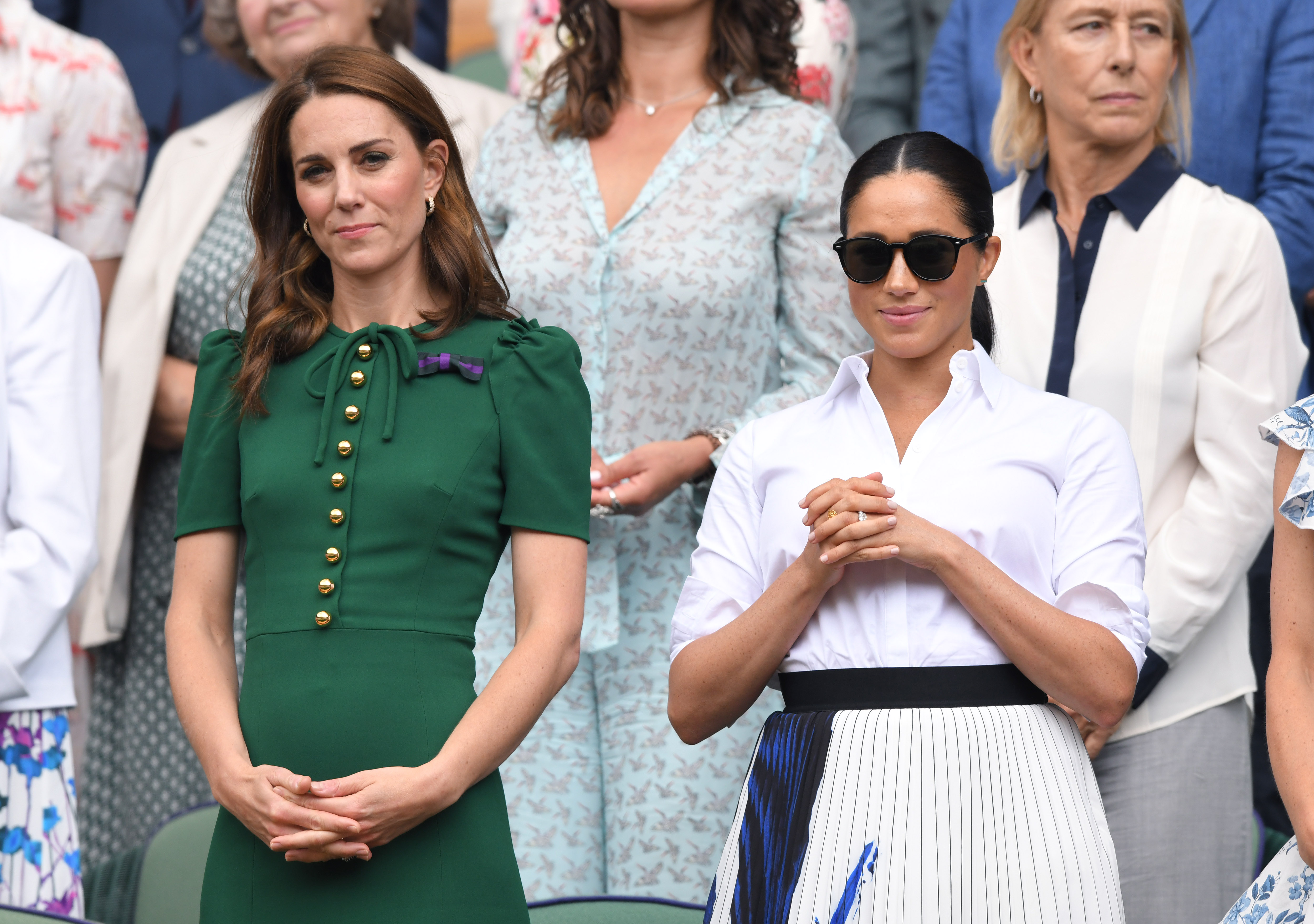 Meghan begleitete Catherine, damals Herzogin von Cambridge, am 13. Juli 2019 zum Finale des Damen-Einzels in Wimbledon. Simona Halep besiegte an diesem Tag Serena Williams und gewann damit ihren ersten Wimbledon-Einzeltitel. | Quelle: Getty Images
